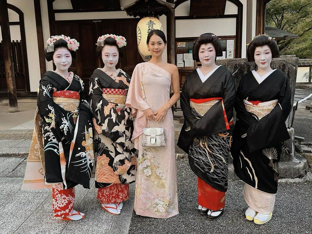 碧井椿のインスタグラム：「🏮きょうといちえ🏮  4年ぶりに開催され 今年はタカミブライダル 100周年おめでとう御座います♪ @takamishigemitsu  @takamibridal_costume」