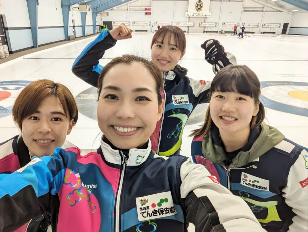 近江谷杏菜さんのインスタグラム写真 - (近江谷杏菜Instagram)「🏖Stu Sells Tankard🥌  第1試合 10/5 15:00 vs Henderson🇬🇧 （日本10/6 4:00）  第2試合 10/6 10:45 vs Jewer🇨🇦 （日本10/6 23:45）  第3試合 10/7 10:45 vs Auld🇨🇦 （日本10/7 23:45）  第4試合 10/8 8:00 vs McCarville🇨🇦 （日本10/8 21:00）  Quarter Final* 10/9 8:00 （日本10/9 21:00）  Semi Final* 10/9 14:00 （日本10/10 3:00）  Final* 10/9 17:00 （日本10/10 6:00）  #カーリング #フォルティウス #curling #canada #Barrie」10月5日 10時39分 - annaohmiya12