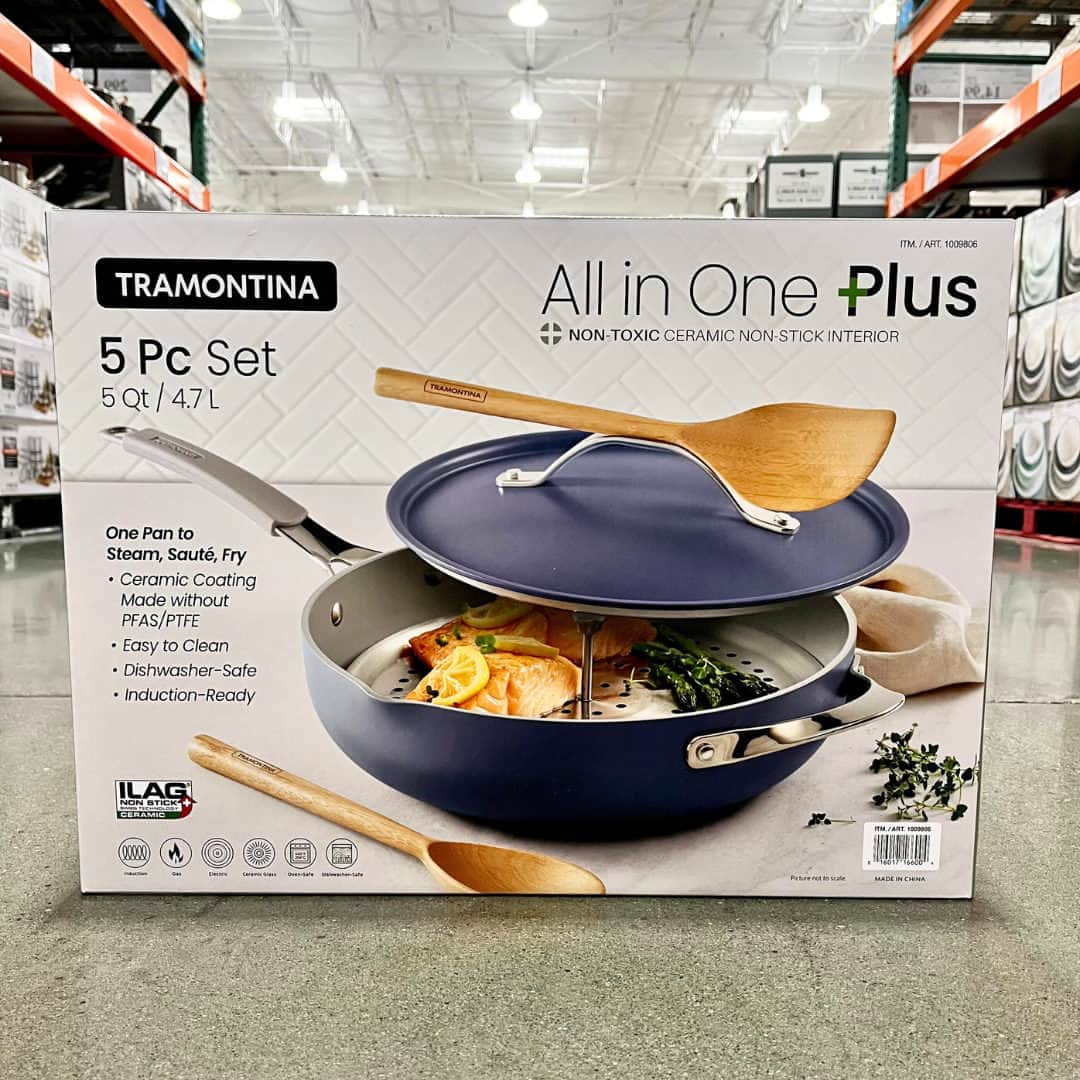 Costcoのインスタグラム：「Sauté, fry, braise, steam and more with the Tramontina 5-Quart All-In-One Ceramic Non-Stick Pan. Plus, save $10 through 10/22/23.  Link in bio: Tramontina 5-Quart All-In-One Ceramic Non-Stick Pan」