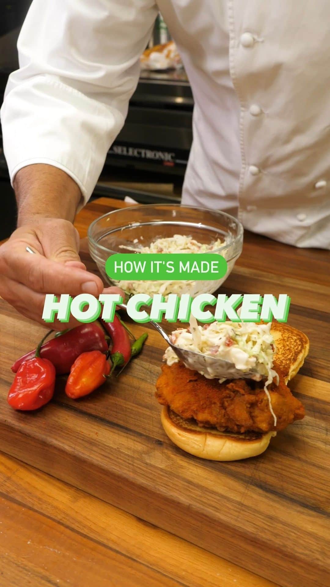 SHAKE SHACKのインスタグラム：「Ring the alarm. 🚨 Our new Hot Chicken, featuring a special hot pepper blend & Shack-made cherry pepper slaw, delivers the heat with every bite. Watch how we make it 👆」