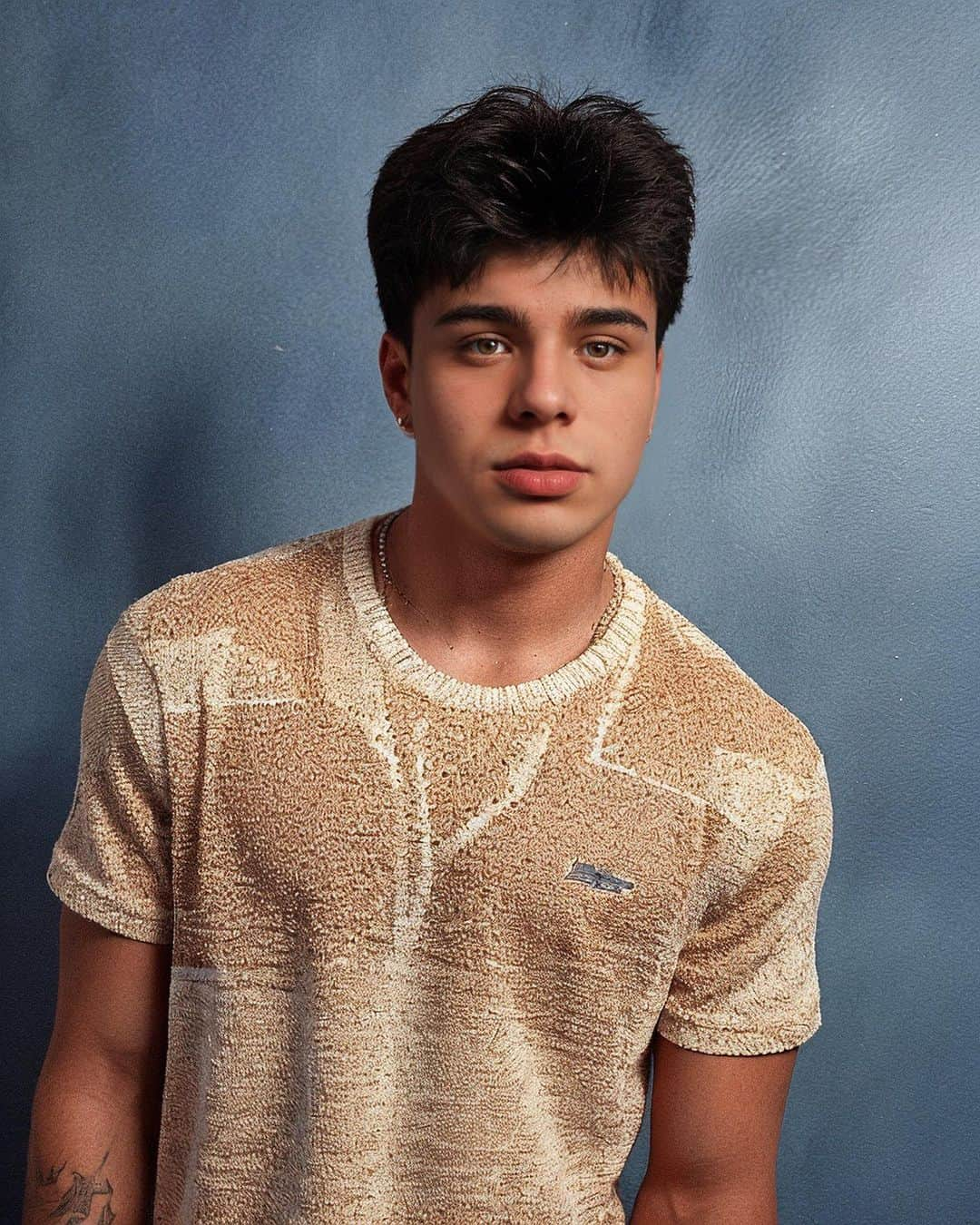 Sebastián Villalobosのインスタグラム：「fotos de yearbook con inteligencia artificial」