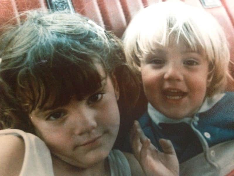 ペドロ・パスカルのインスタグラム：「BIG SIS. Forever. @tylenolprincess」