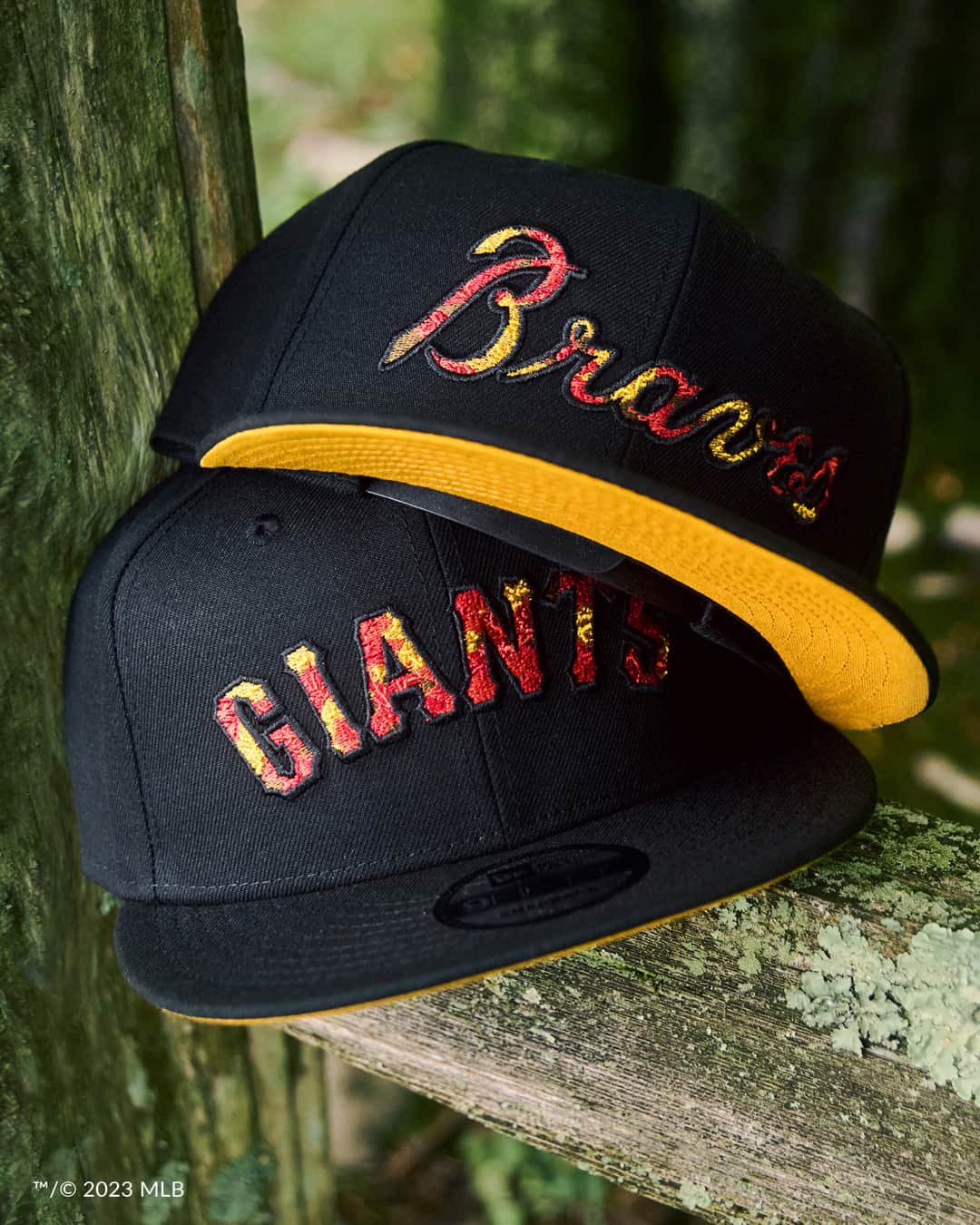 ニューエラ・キャップのインスタグラム：「Colorways and embroidery inspired by autumn leaves. MLB Rustic Fall is available now in 59FIFTYs, 9FORTY A-Frames, and more.」