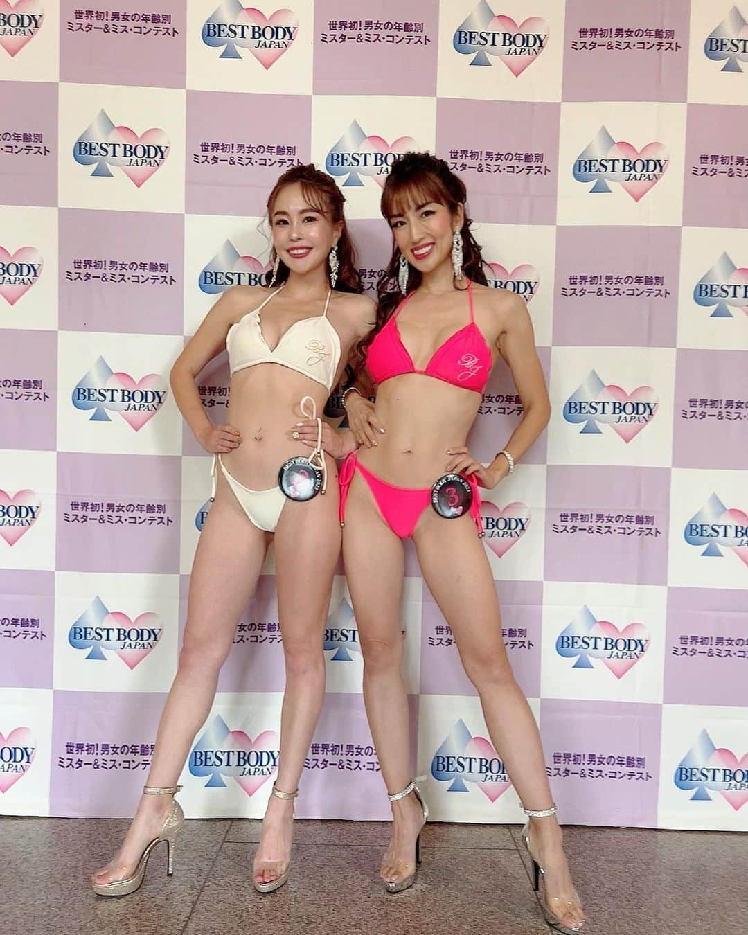 庄司ゆうこさんのインスタグラム写真 - (庄司ゆうこInstagram)「先日の前橋大会でしおんちゃんはガールズクラスで見事にグランプリ❣️本当におめでとう🥺❤️ 8月の東京大会では予選落ちしてしまい、めちゃくちゃ悔しかったみたいでレッスンもたくさん行ってメイクや髪型もガラリと変えて再チャレンジ‼️ かっこよすぎる🥺✨ 次回は首都圏大会も一緒なのでまた一緒に頑張ろー☺️💖  @caira_miracle サイラでお祝いもして頂きチートdayしてしまったけど、しおんちゃんも日本大会出場決まったのでまた日本大会終わったら美味しいご飯食べにいこー❣️ 7枚目は @y__chan___ ゆかちん❤️ いつも可愛いくて優しくて大好きな女の子😘 @miracle_ryo りょうちゃんのお店サイラは隠れ家フレンチのお店❣️めちゃくちゃ美味しいの🥺 また必ず行きますっ✨ #ベストボディジャパン#ベストボディジャパンへの道 #グランプリ#準グランプリ#お祝い#サイラ#白金#白金グルメ #フレンチ#グルメ女子 #チートデイ」10月5日 7時23分 - yuko.shoji