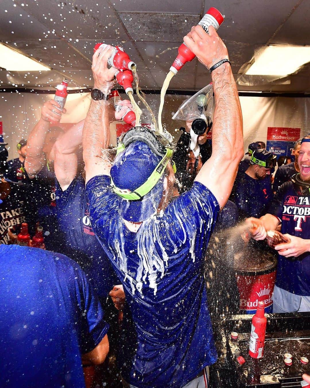 MLBさんのインスタグラム写真 - (MLBInstagram)「It's celebration time for the @rangers! #CLINCHED」10月5日 7時37分 - mlb