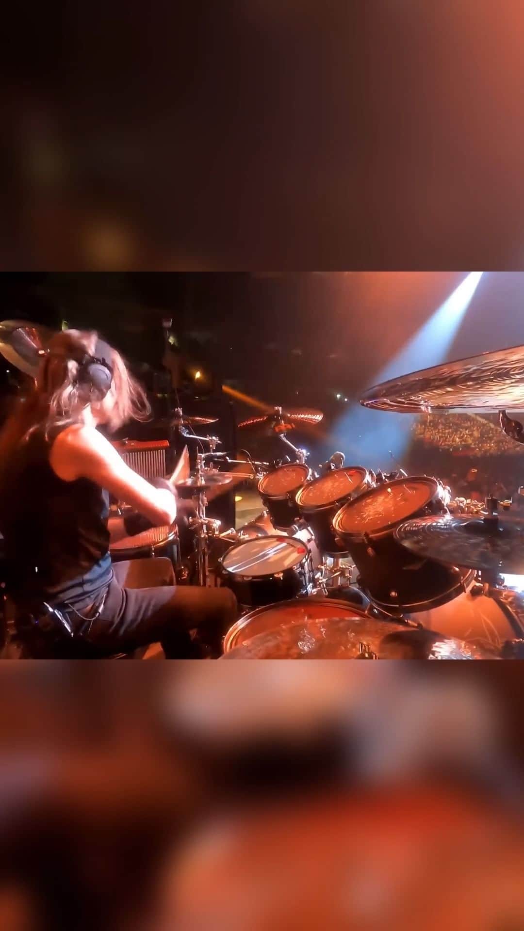 Megadethのインスタグラム：「Ever wonder what a Megadeth show looks like from @dirkverbeuren’s perspective? He’s an absolute machine back there. #megadeth #dirkverbeuren #thrashmetal」