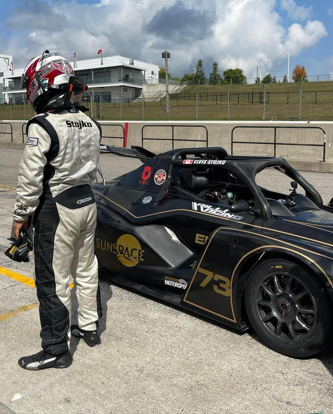 エルビス・ストイコさんのインスタグラム写真 - (エルビス・ストイコInstagram)「A huge thank you to Steffen Rilli of @rilli_racing for the incredible opportunity to test the Revolution Race Car at @ctmpofficial  With his amazing crew and driver coaching by @j_woolridgeracing I had a fantastic day! ‌ @revolutionracecars are phenomenal and I adapted  much faster than I thought.  First time in a down force car.. now I am hooked! ‌ Looking forward to more! ‌ #carracing #revolutionracecars #motorsports」9月21日 2時07分 - elvistojko