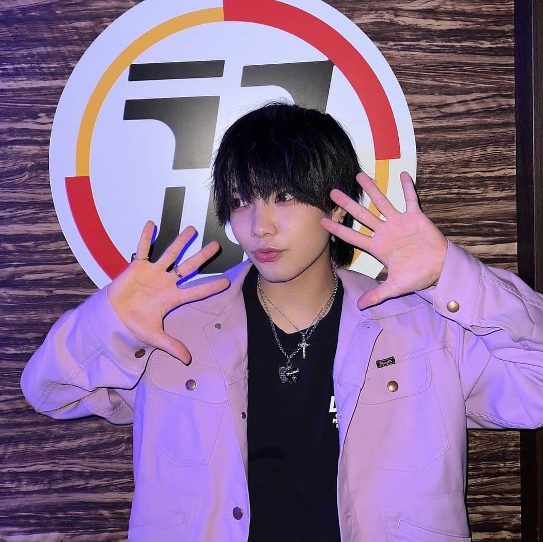 大久保晃成のインスタグラム：「審査期間は残り10日😳🫠🤯  8/4から皆で頑張ってきましたが、デビュー出来るのはたった4人、、、🥲 本気でデビュー目指して頑張ります🔥🔥🔥  #大久保晃成 #LUFPANIC #ラフパニック #ラフパニ #アイドル #歌舞伎町」