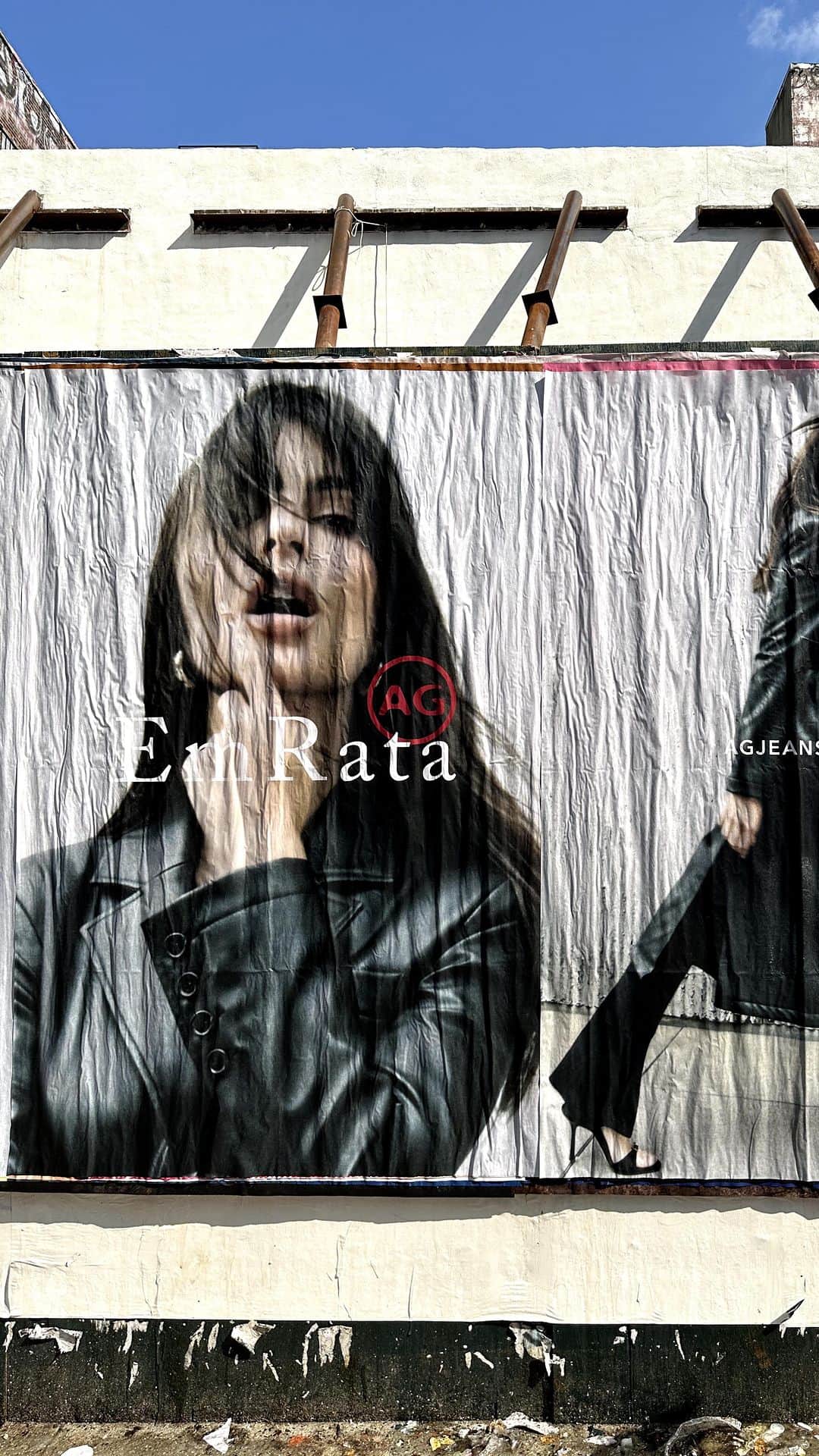 アドリアーノゴールドシュミットのインスタグラム：「the city sounds of #EmRataxAG」