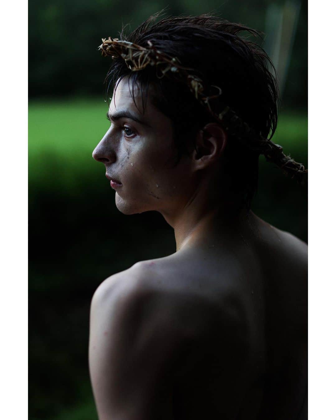コーリー・フォーゲルマニスさんのインスタグラム写真 - (コーリー・フォーゲルマニスInstagram)「A trip to the pond. One of our favourite young actors Corey Fogelmanis @coreyfogelmanis returns to Behind The Blinds in a new cover story from the upcoming FANTASY issue, out next month. Taking a journey upstate with photographer (and close friend) Hadar Pitchon @hadar_pitchon , Corey plays with his wild side in some of this season’s strongest looks. _ You can see the whole story in our new FW23 FANTASY issue, out in mid-October.  Pre-order it now at the link in bio. _ Corey is captured by Hadar Pitchon @hadar_pitchon ❤️ Fashion by @michaelandrewstylist  _ This shoot was made before the starting of SAG-AFTRA strike. _ #BehindTheBlindsMagazine #CoreyFogelmanis  #FantasyIssue #BTB15」9月21日 1時00分 - coreyfogelmanis