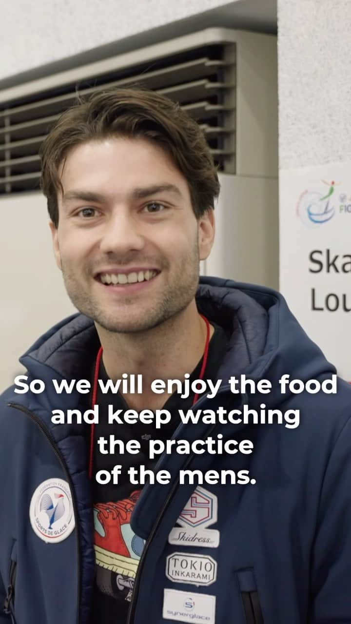 ロマン・ポンサールのインスタグラム：「What’s it like being a coach at #JGPFigure ? 😎 Follow Romain Ponsart during his day, as he coaches Francois Pitot to his 🥇 medal!   #FigureSkating」