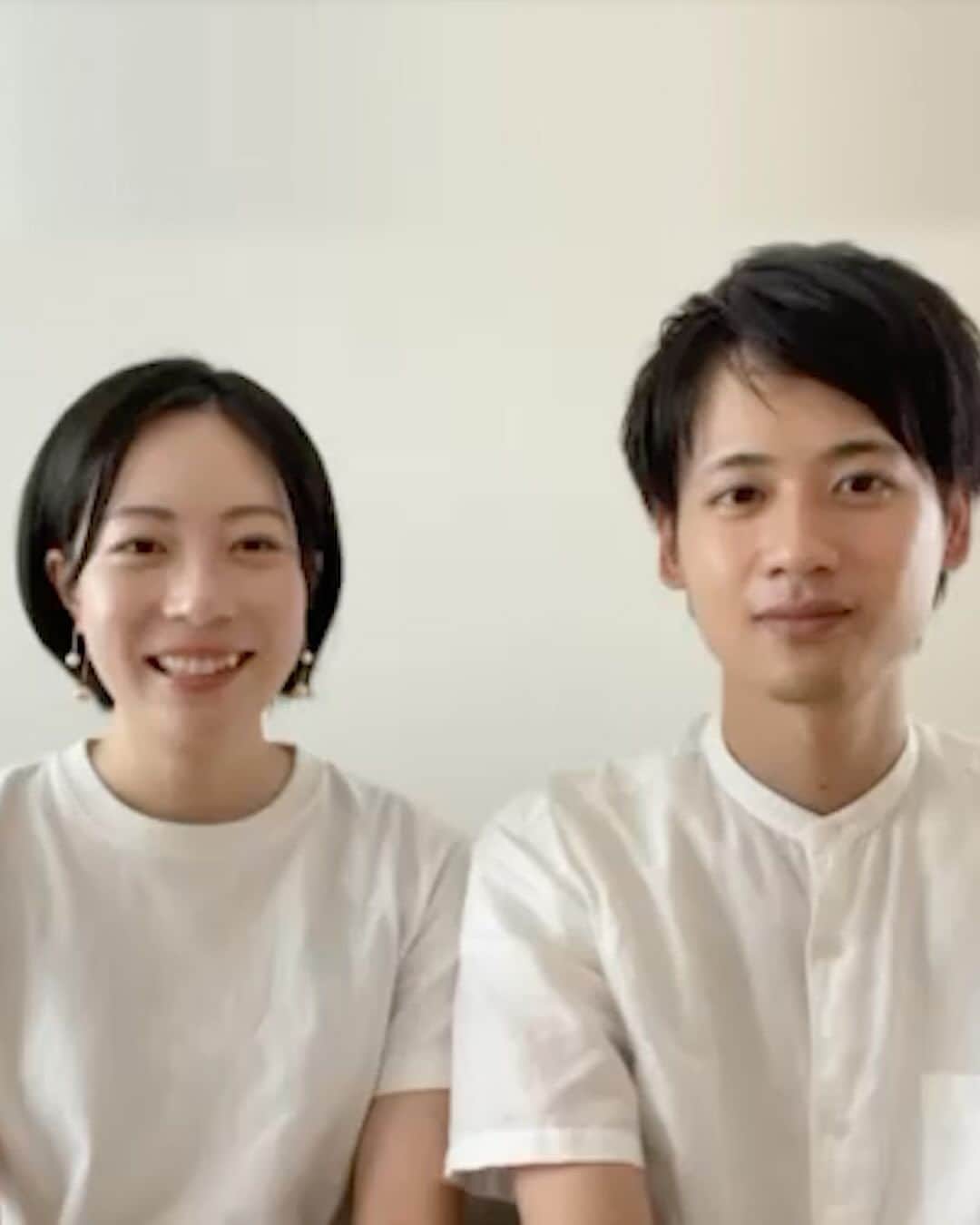 フィンランド政府観光局のインスタグラム：「Masterclass of Happiness って？ 6月にフィンランドで開催された対面のマスタークラスに参加したお二人からのメッセージを聞いてみてください。👩🏻‍❤️‍👨🏻 フィンランド流の幸せへのアプローチが無料で学べるオンラインコースはプロフィールのリンクから。👆 #MasterclassofHappiness #visitfinland #オンラインコース」