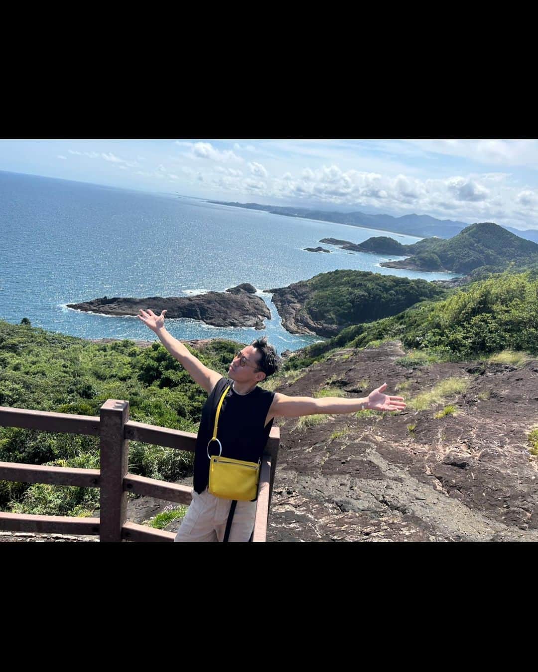 高橋大輔さんのインスタグラム写真 - (高橋大輔Instagram)「九州ノープラン旅行 願いが叶うクルスの海、サンポウ サンポウ気持ち良すぎてずっといれる。 クルスの海に願ってきました！ なにかをw  #宮崎 #願いが叶うクルスの海  #サンポウ」9月20日 17時13分 - d1sk_t