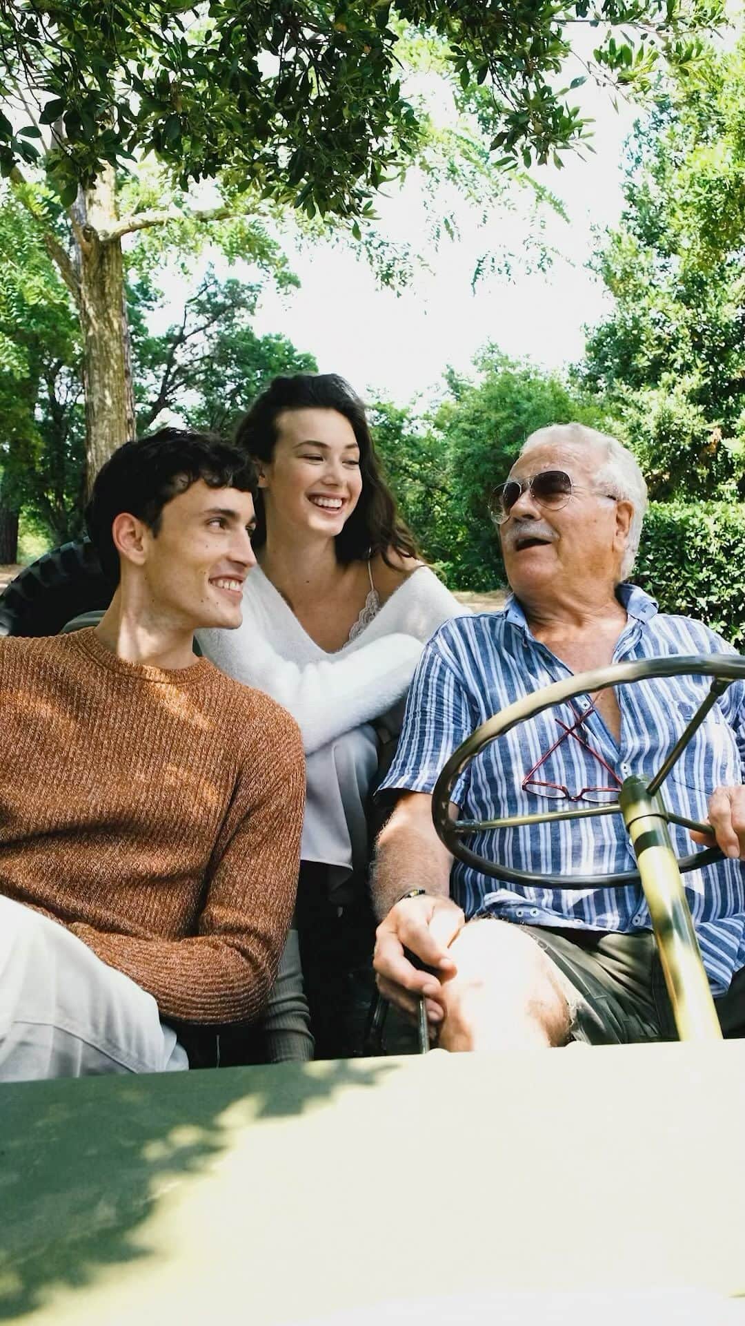のインスタグラム：「Buttero has always been about family. We embrace the diverse voices and backgrounds that the Buttero People bring with them.  #Buttero #ButteroFamily」