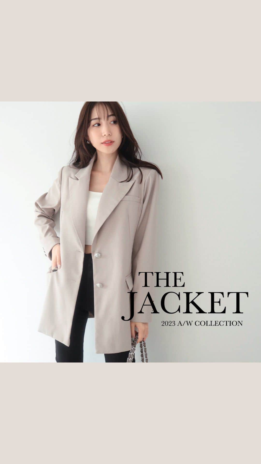 デュラスアンビエントのインスタグラム：「#シングルテーラードジャケット <Greige, Black, Check> 【9/20(WED)20:00-】  肩先にパッドを施し、シャープな印象のピークドラペル仕様で、秋らしいクラシカルな雰囲気を醸し出す一枚。  メンズライクになりすぎないボックスシルエットで、オーバーに着るのが洒落見えのコツ。  ＿＿＿＿＿＿＿＿＿＿＿ ✔︎ @ambient_styling #AMBIENT #ambient_official #ambientstyle #アンビエント #23aw #ジャケット #テーラードジャケット」