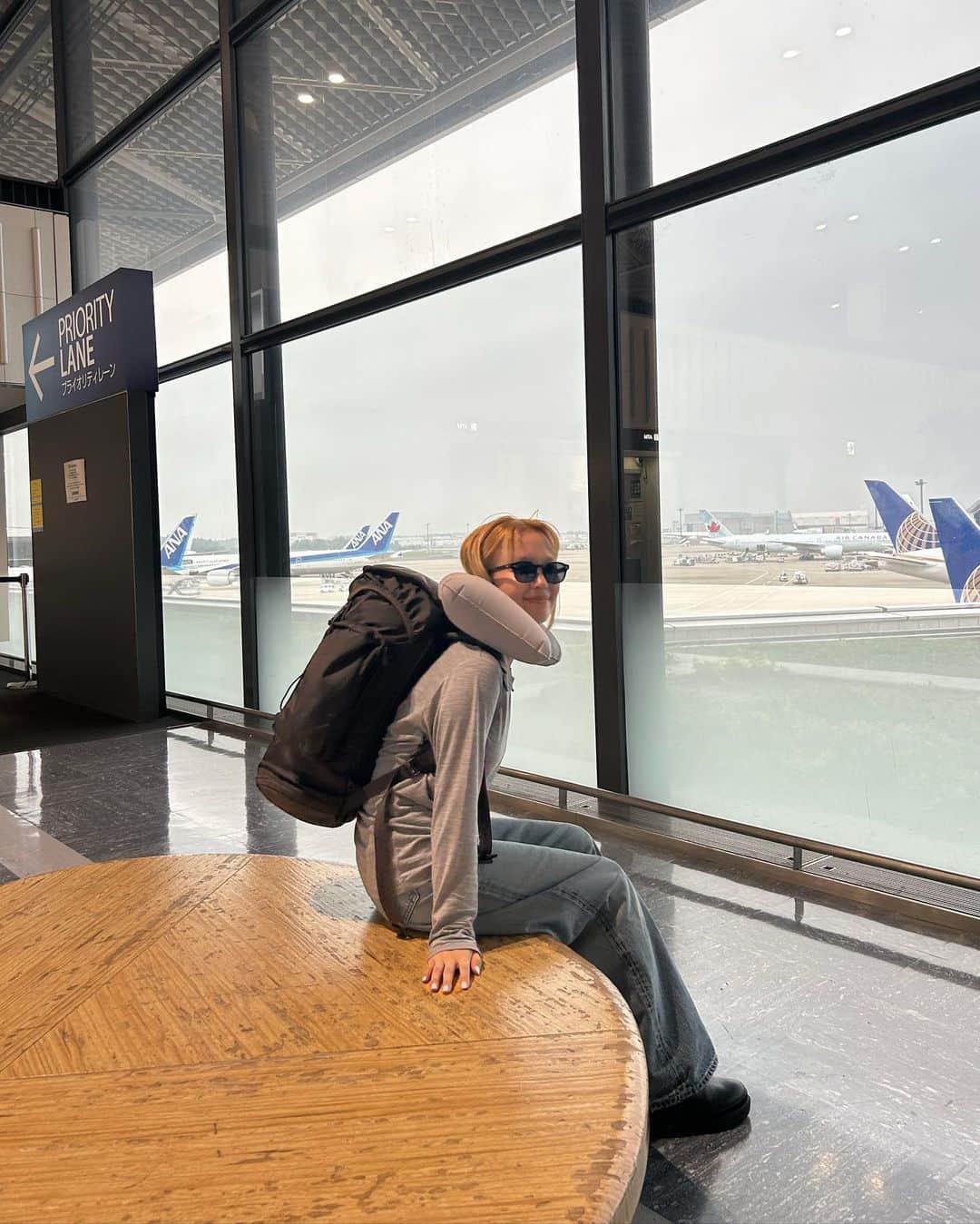 のインスタグラム：「1ヶ月ほど旅してきます🇯🇵👋🏻✨」