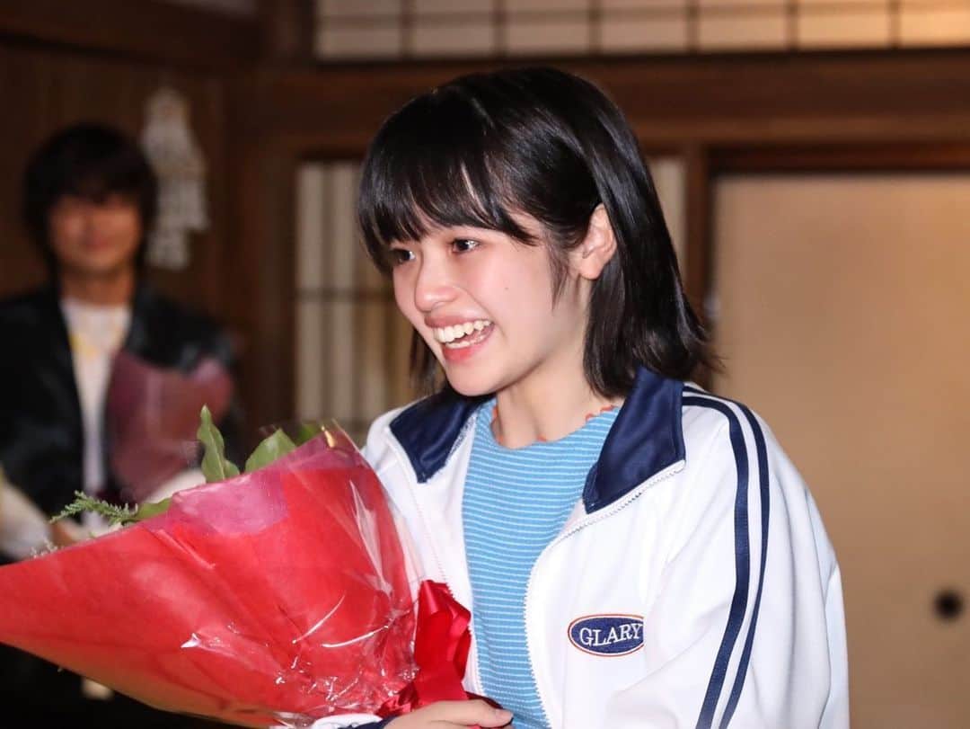 のインスタグラム：「今夜10時「ばらかもん」いよいよ最終回です！！ 先日私も、タマと一緒にクランクアップさせていただきました。 放送後、みなさんと作品への感謝のメッセージを綴ってインスタに載せたいと思います^^💕 ぜひ、最終回楽しんでください！」