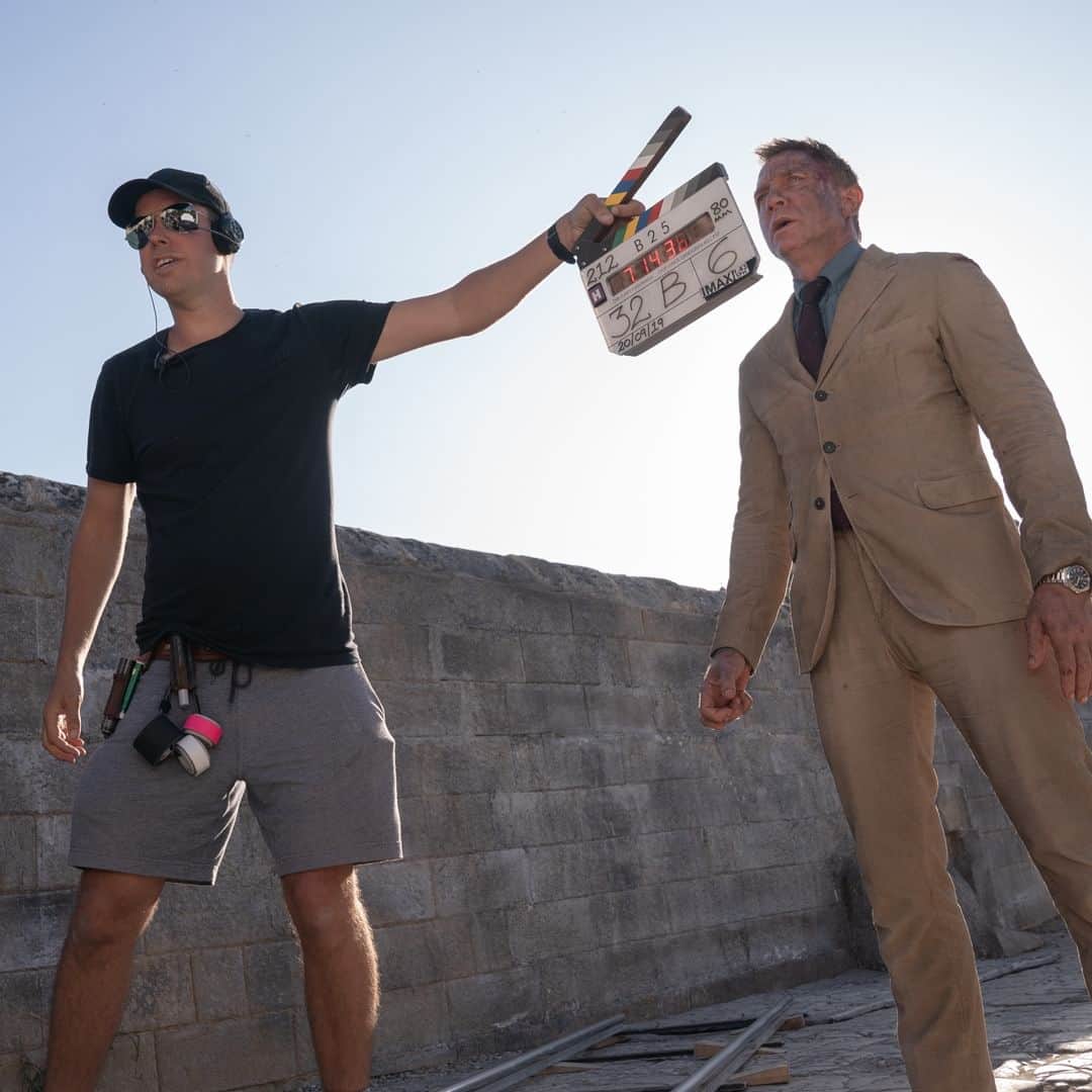 のインスタグラム：「Daniel Craig on set of NO TIME TO DIE in Gravina, Italy on this day in 2019.」