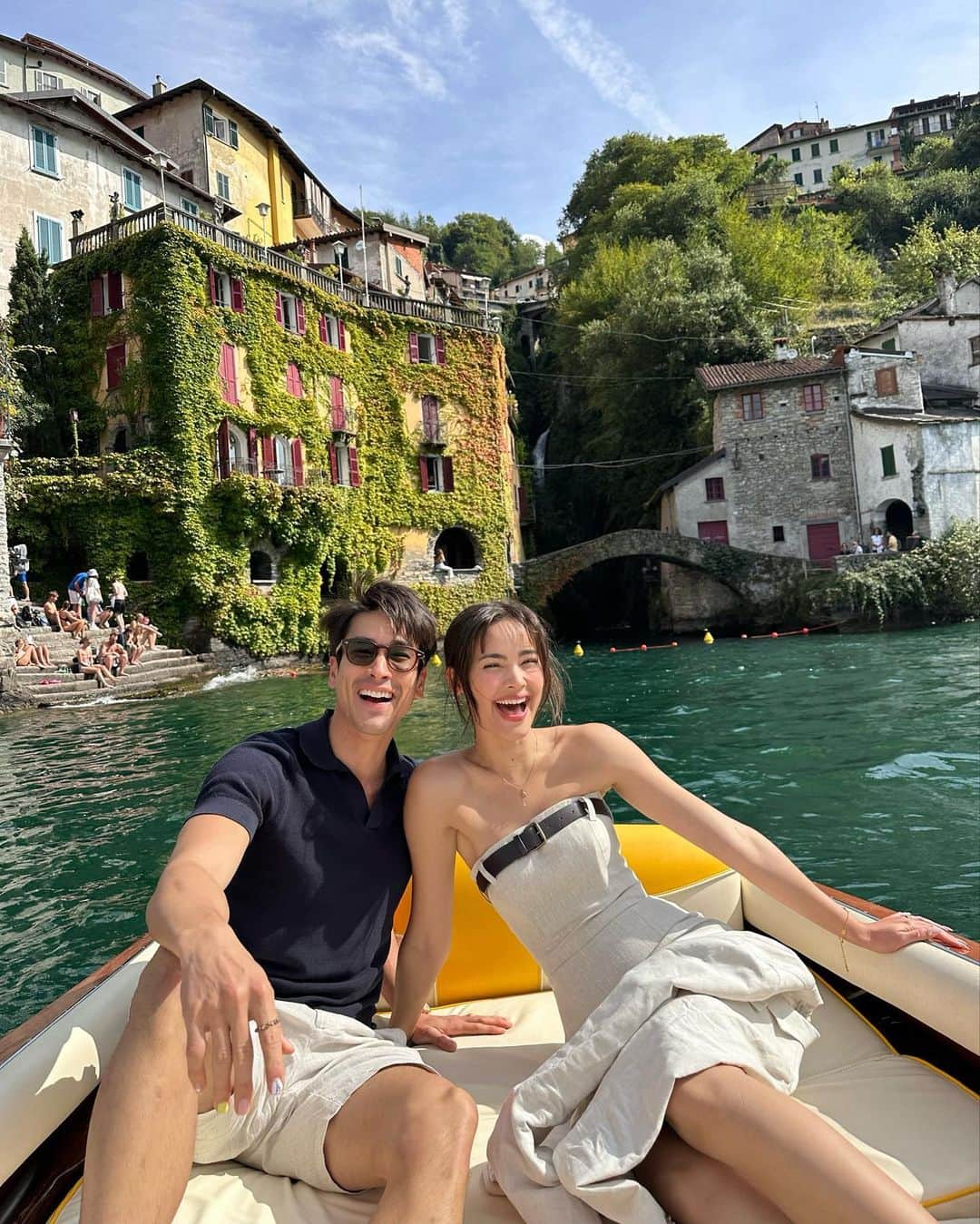 ウッラサヤー・セパーバンさんのインスタグラム写真 - (ウッラサヤー・セパーバンInstagram)「Golden hour, spectacular. ต้นไม้ที่ Villa Balbianello, spectacular!  #yyinit」9月20日 18時25分 - urassayas