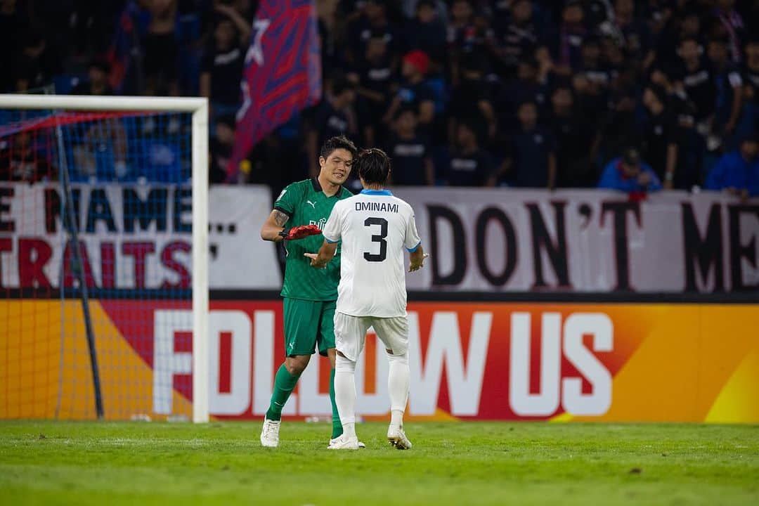 チョン・ソンリョンさんのインスタグラム写真 - (チョン・ソンリョンInstagram)「ACL  vs Johor +3🔵⚫️🔥🔥 #応援ありがとうございます #続く」9月20日 18時36分 - jung.sung.ryong