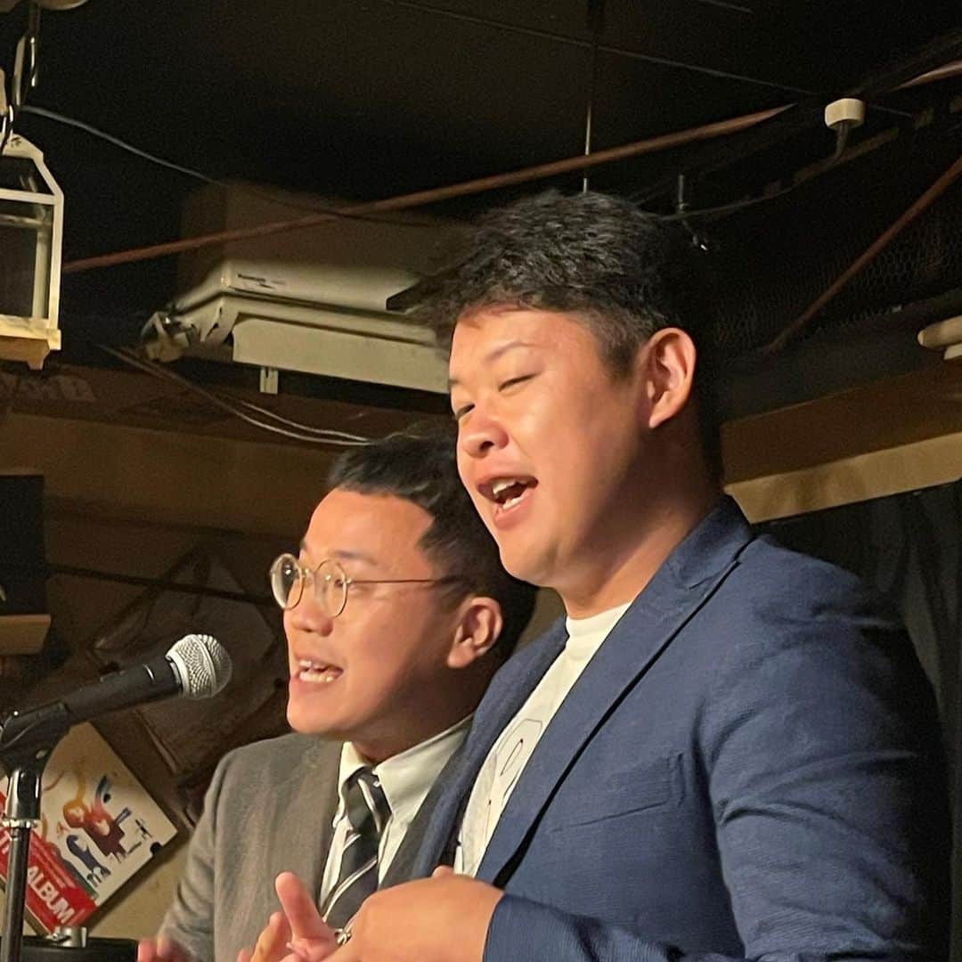パーマ大佐のインスタグラム：「14年ぶりに大宮で一緒にネタやりました。 #パーマ大佐  #酒井直斗  #ツーマンライブでした  #大宮  #スパークリングハーツ  #お越し頂いた方  #ありがとうございました」