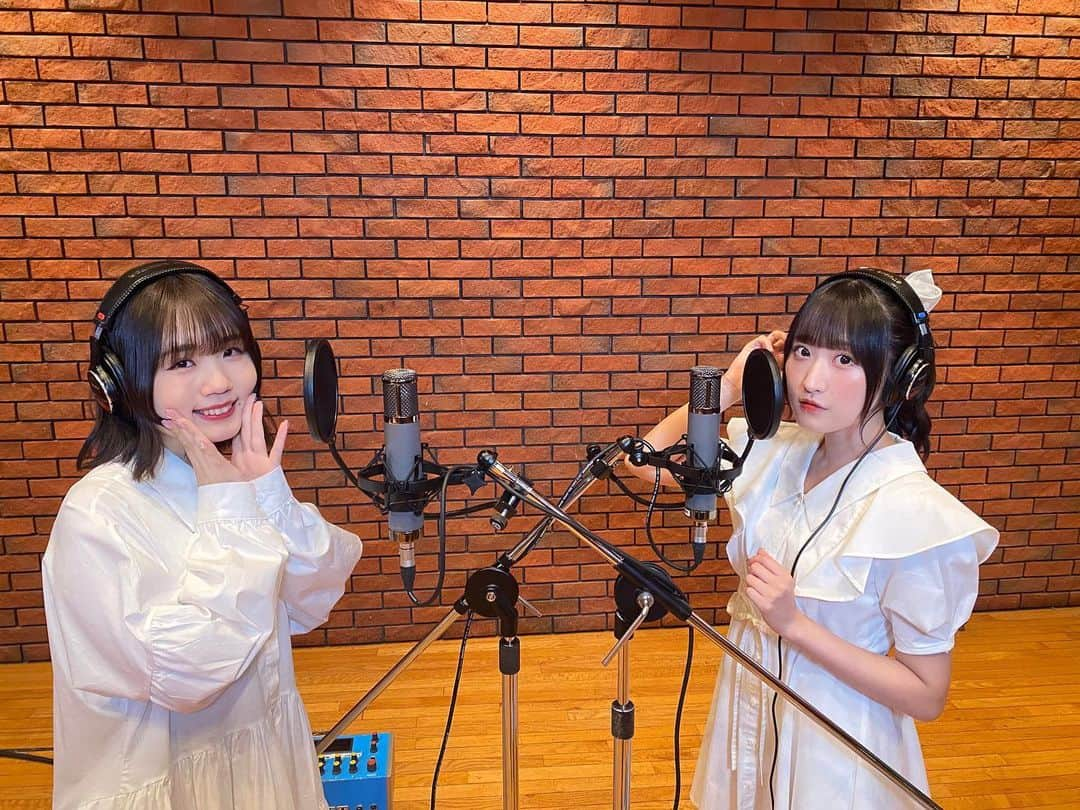 DIALOGUE+のインスタグラム：「#CrosSing @CrosSing_info  #稗田寧々＆ #守屋亨香 が歌う「アイドル」が配信開始🎤❤️  そして本日20時からはRecording Movie公開🎬💥 こちらからチェックお願いします🐰💖 https://youtu.be/hYFrcw97h3o  コメントや感想もお待ちしております🫶  #ダイアローグ #クロスシング #推しの子」