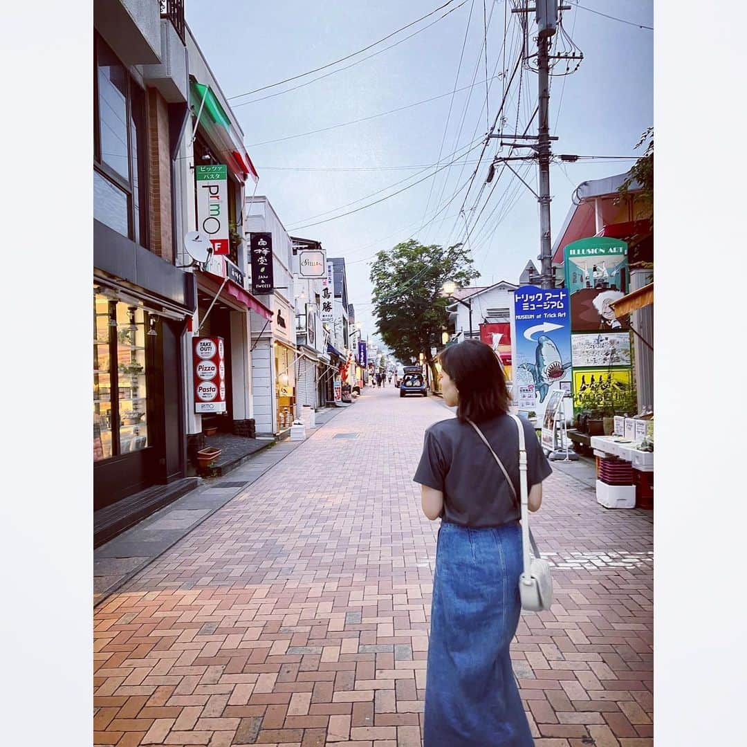 東郷祐佳さんのインスタグラム写真 - (東郷祐佳Instagram)「夏の思い出🍦 #2023 #軽井沢 #karuizawa #旧軽井沢銀座通り  #プリン専門店」9月20日 19時29分 - yuka_togo_official