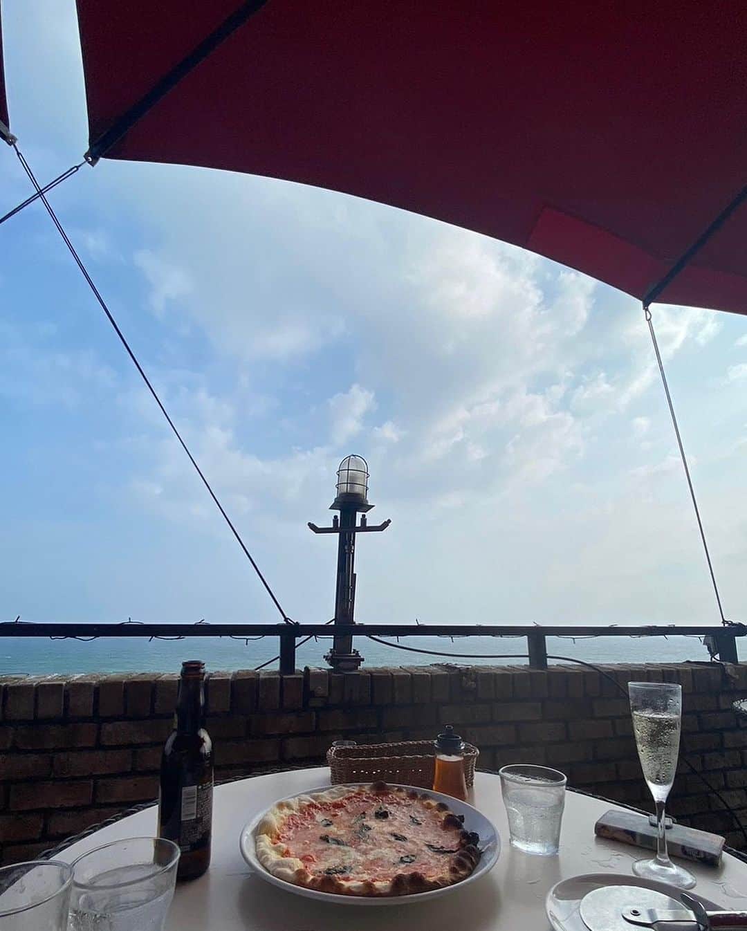 大塚莉奈さんのインスタグラム写真 - (大塚莉奈Instagram)「景色がとても良くて、料理も美味しかったです✨  #鎌倉gram #ピザランチ #海の見えるレストラン #テラス席 #コーヒースタグラム #ínstagood」9月20日 19時52分 - rinaotsuka0526