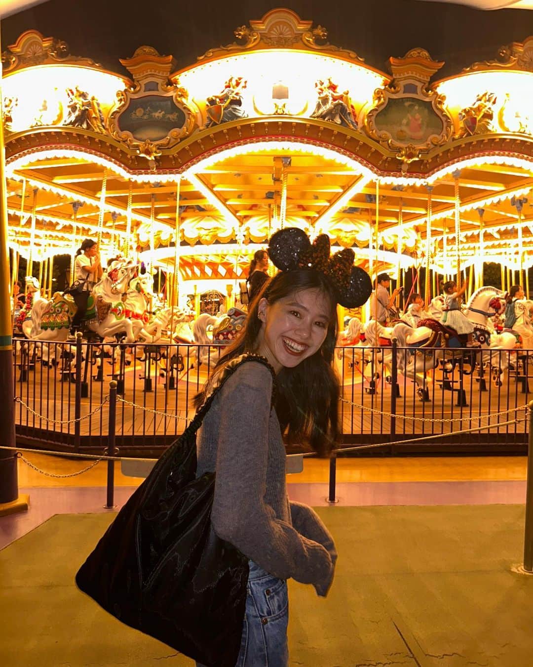 木下桜さんのインスタグラム写真 - (木下桜Instagram)「. Halloween Disney 🐭🎃 余韻。  夢の国帰りで 大はしゃぎなワタシ😇👆🏼」9月20日 19時54分 - yo_kinoshita