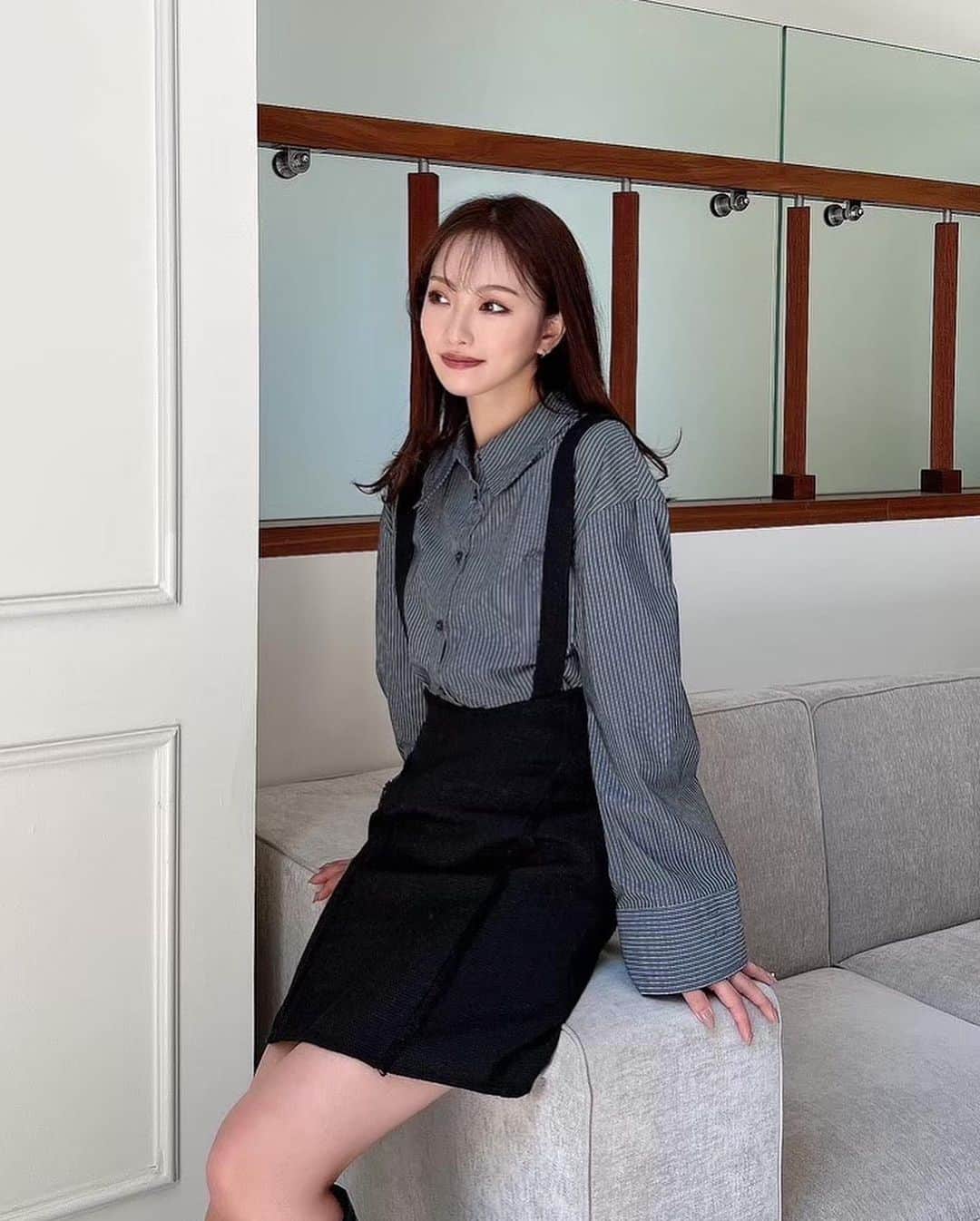 RESEXXYさんのインスタグラム写真 - (RESEXXYInstagram)「⁡ #2wayスリーブオーバーシャツ WHT / BLK / BLU ¥8,250 taxin ━━━━━━━━━━━━━━━━━━━ 店舗 : 10月発売予定 WEB STORE : 予約販売中 ⁡ ⁡ #resexxy #resexxy_official #リゼクシー」9月20日 20時16分 - resexxy_official