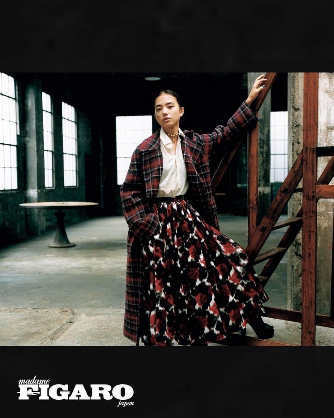 清原果耶さんのインスタグラム写真 - (清原果耶Instagram)「本日発売の 雑誌「madame FIGARO japon」11月号で Diorの素敵なお洋服を 身につけさせていただきました☺︎ ⁡ エレガントで力強いお洋服たちを、 是非ご覧いただければ嬉しいです！ ⁡ . #madamefigarojapon #Dior」9月20日 20時27分 - kaya0130_official
