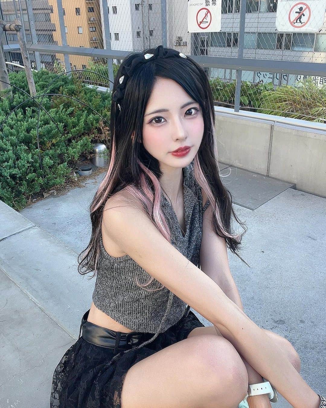 のインスタグラム：「⊂(^・^)⊃」