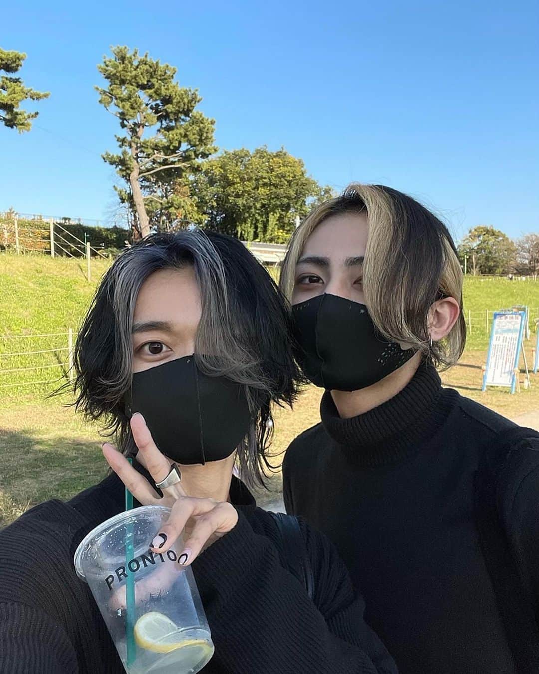 浩平のインスタグラム：「また髪染めようと思ってる🐈‍⬛」
