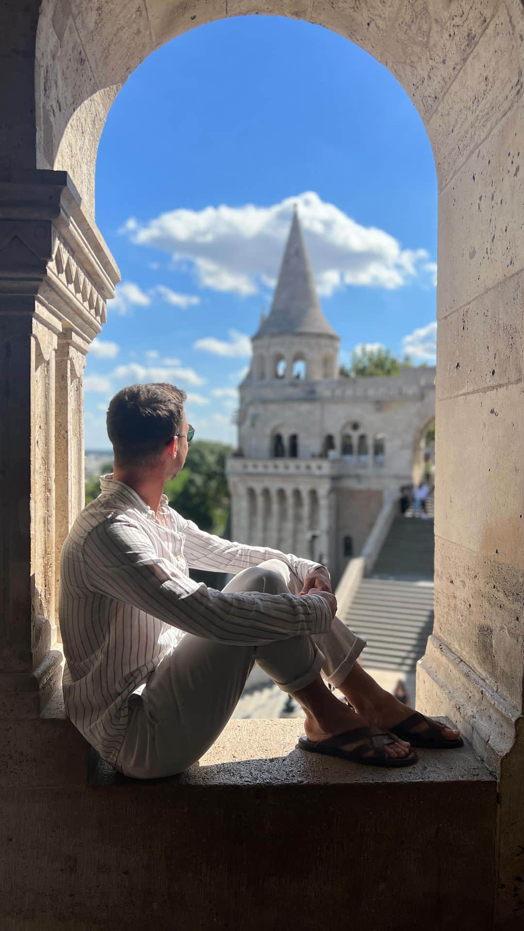 ヨリック・ヘンドリックスのインスタグラム：「Exploring Budapest 🇭🇺」