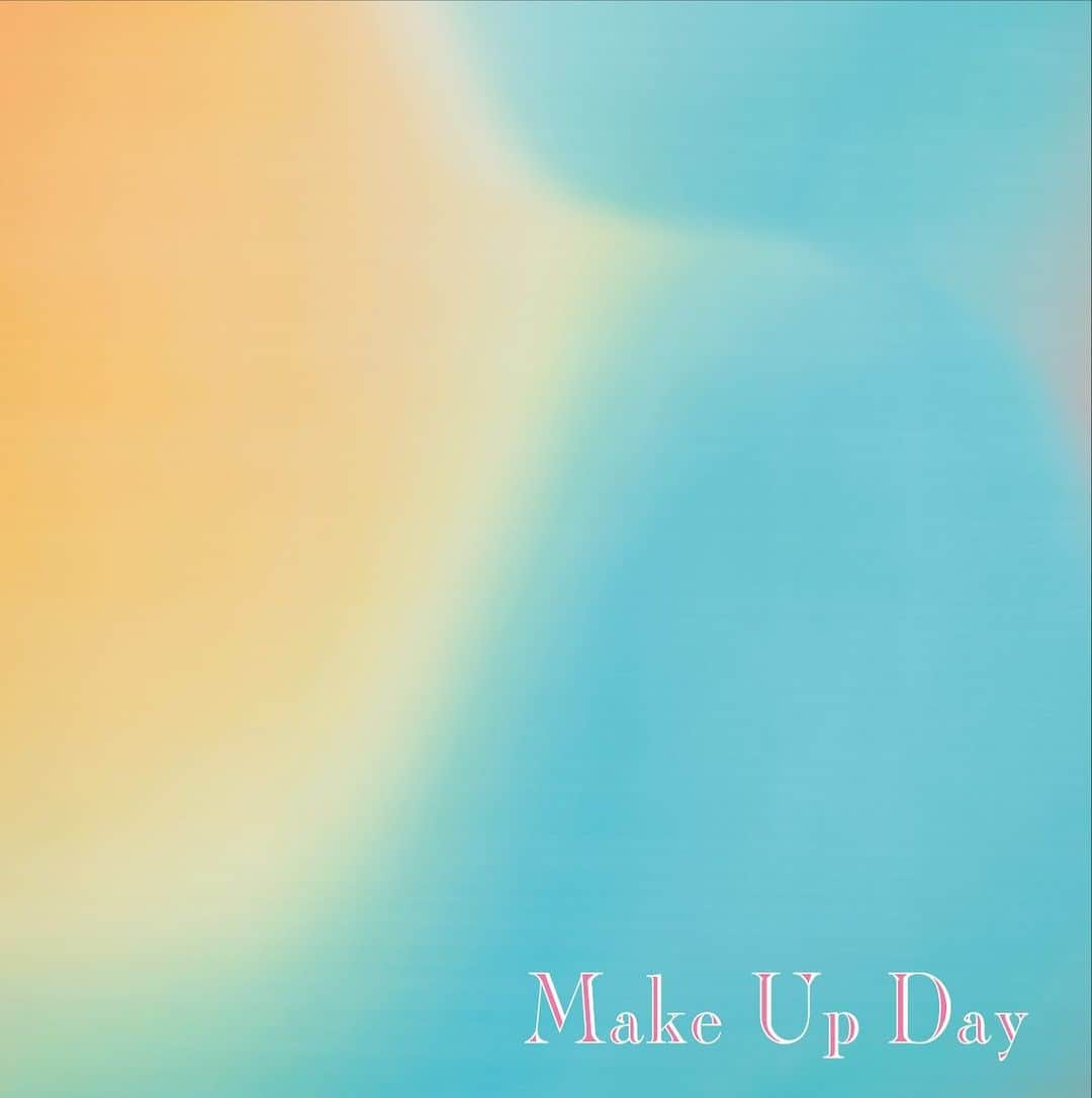 なにわ男子のインスタグラム：「⁡ 〈 💄 Make Up Day 🤍 〉  ⁡爽やかで透明感のあるダンスナンバー。 テレビやYouTubeでは聴けないドラマとリンクした2番の歌詞にも、ぜひご注目下さい‼️  ⁡  #MakeUpDay #なにわ男子 #naniwadanshi #なにわグラム」
