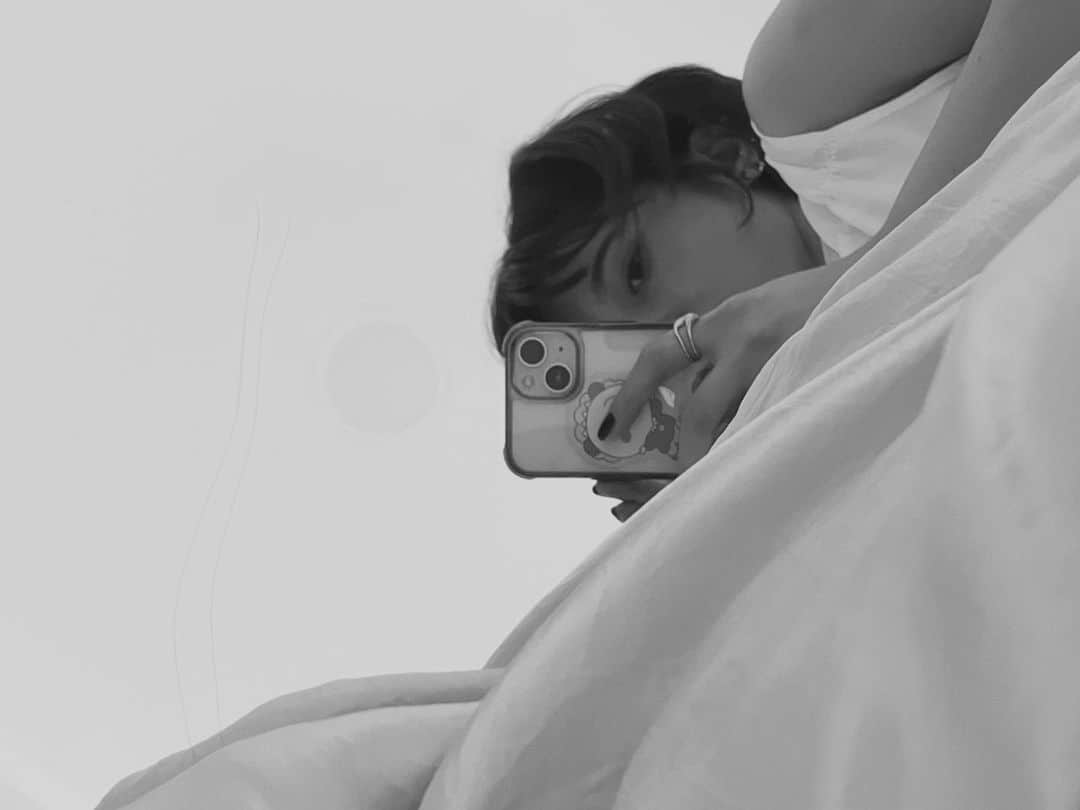のインスタグラム：「🪐🌙」
