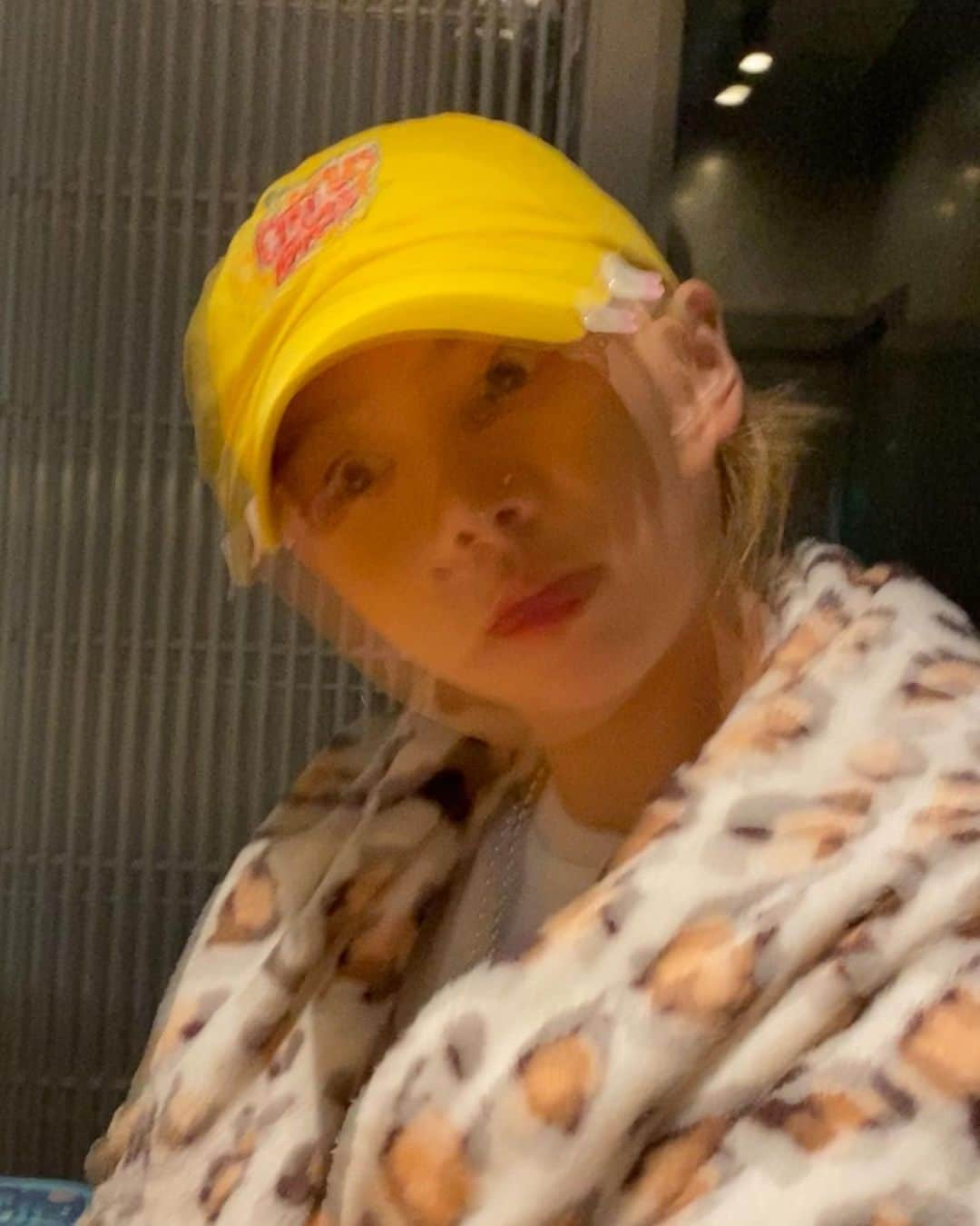 Hannahさんのインスタグラム写真 - (HannahInstagram)「요즘 애착모자 ㅎㅋ💛안녕ㅇㅇㅇㅇ」9月20日 21時58分 - hellnah1me