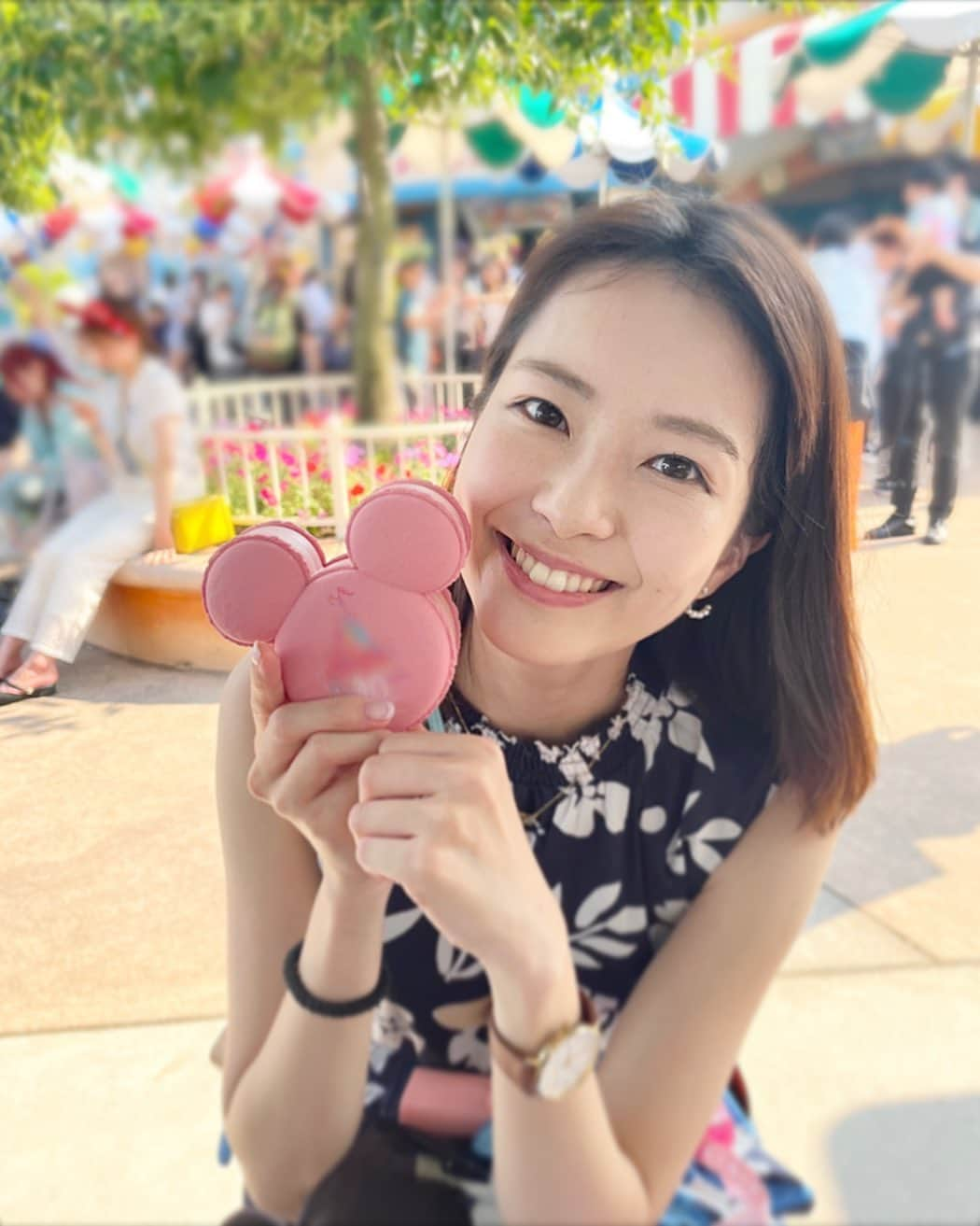 下村彩里のインスタグラム：「今日も蒸し暑い１日でした...  ただ、全国でみれば1週間ぶりに猛暑日(35℃以上)地点が0に。 今までが暑すぎたのです。  少しずつ少しずつ秋の空気に入れ替わる９月になりそうですね🍁  #そろそろ #秋服　がきたいな...🥹🍁 #が #外に出てみてると #やっぱり暑くて無理だ...🫠 #もう一度家に帰って #着替え直すことも😂  #夏の思い出 photo by #斎藤ちはる  @chiharu_saito_ex   #下村彩里」