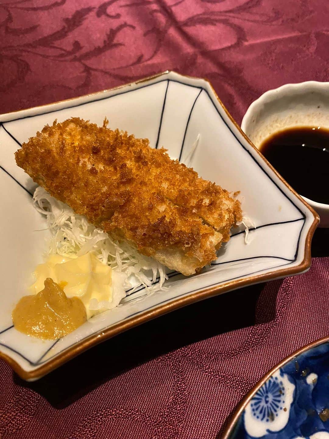近藤信秋 さんのインスタグラム写真 - (近藤信秋 Instagram)「今日はとんねるずの憲武・ひろき・クリ(Over Ride栗原社長)の仲良し4人でディナーでした。久しぶりに逢う仲間達はいつ逢っても楽しいね。俺の病気の事も心配してくれていながらも、昔話でずーっと笑いっぱなし。笑。癌には笑いが１番👍🏾そんな良薬をたくさん投与させていただきました。ありがとうね。💕😎💕」9月20日 22時02分 - bro.korn
