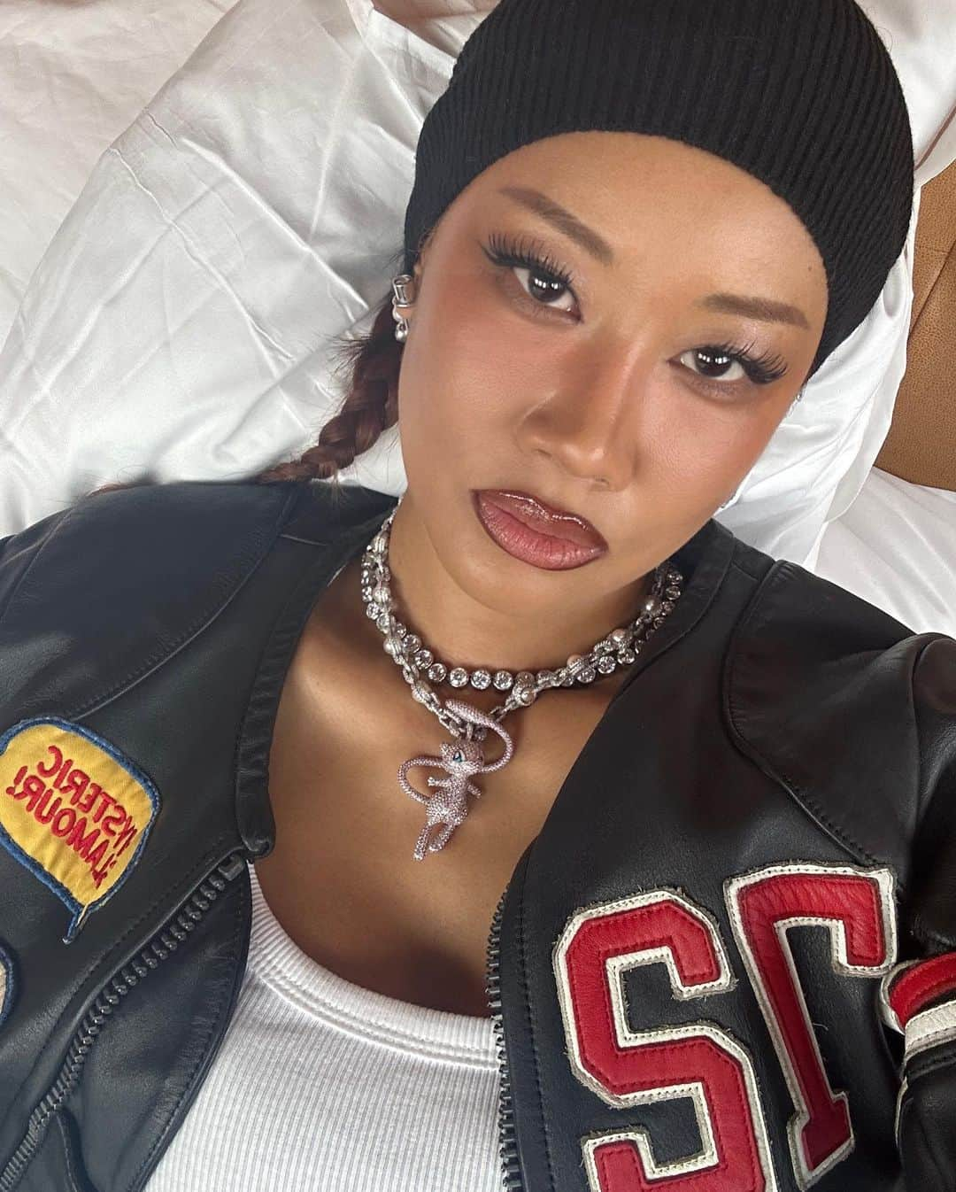 YOONさんのインスタグラム写真 - (YOONInstagram)「Hi #Paris 🇫🇷🖤 Excited for tmr‼️🎵」9月20日 22時12分 - yoon_ambush