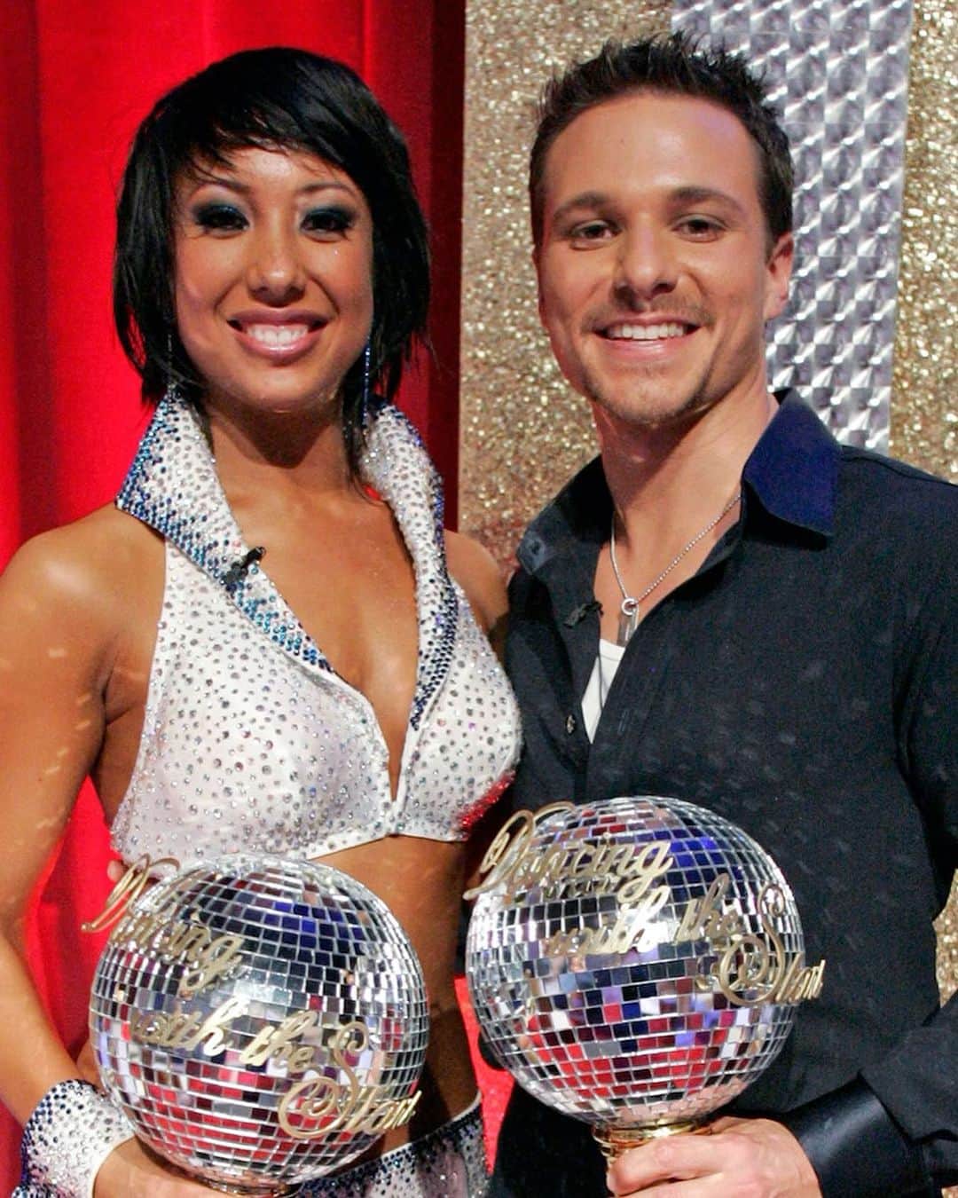 のインスタグラム：「If you could pick one, who would be your dream guest for me to have on @sexliesandspraytans? I might just ask your top choice to join me… 🎧   #dwts #dancingwiththestars #dance」