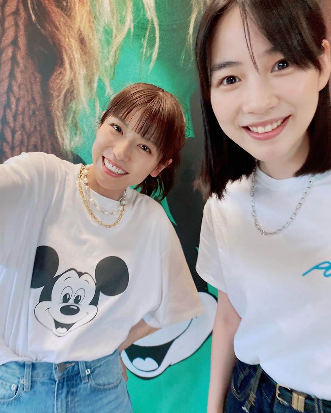 のん（能年玲奈）のインスタグラム：「WCJとTostalgic clothingの展示会に行きました🧈 初めましての若槻さんと。かっこいーーーー！ お洋服届くの楽しみ。  @wcjapan @tostalgic_clothing」