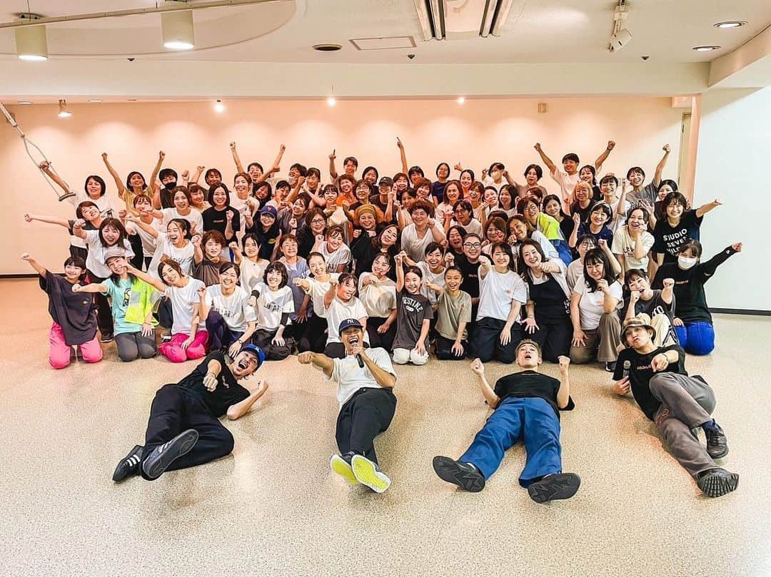 s**t kingzのインスタグラム：「【WS】  s**t kingz DANCE WORKSHOP  TOUR 2023  愛知公演！  入門クラス  写真1枚目 No End feat.三浦大知  経験者クラス 写真2枚目 T・P・P (feat. Pecori) / BREIMEN   名古屋の皆様の熱気が本当に最高でした🔥  次は、北海道・札幌へ‼️ 楽しみにしています！  #シットキングス #シッキンWS #stkgz」