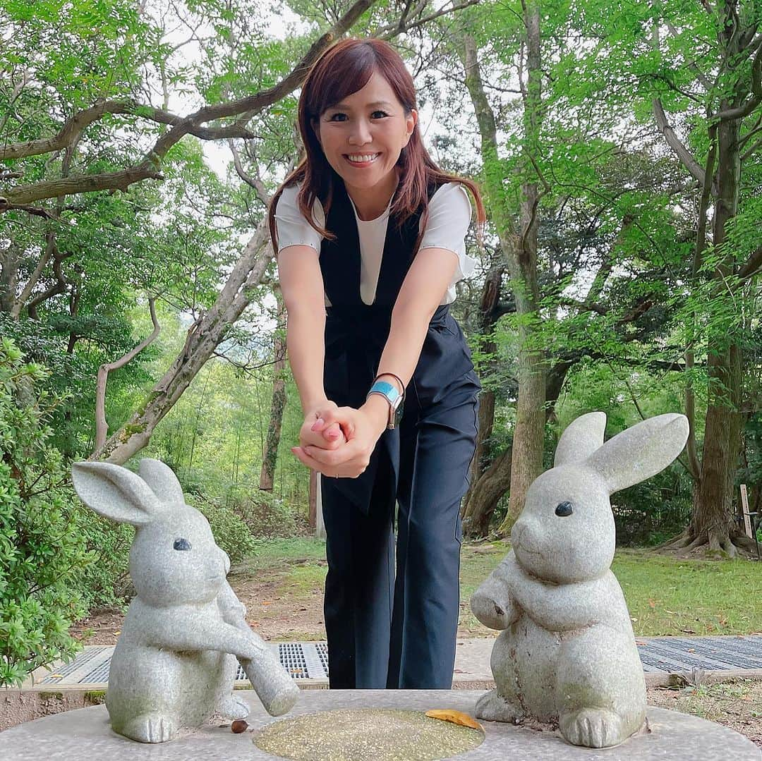 重太みゆきのインスタグラム：「東京都荒川区で生まれた私の氏神様は素盞雄神社（スサノオジンジャ）🗡️✨🐉です。だからずーっとお参りさせていただきたいと願っていた出雲大社☁️🌈についに参拝することができました。感無量。胸がキューンとする感じがしました。  #美有姫 #重田みゆき  #素盞雄神社 #出雲大社  #出雲 #出雲大社縁結び」