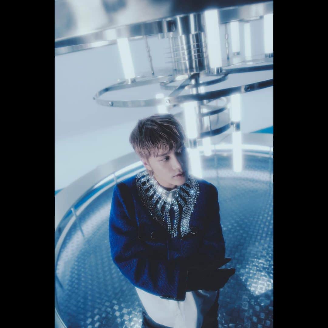 NCT 127さんのインスタグラム写真 - (NCT 127Instagram)「‘Fact Check’ Chandelier ver. #TAEIL   【Fact Check - The 5th Album】 ➫ 2023.10.06 1PM (KST)  💿Pre-save&add https://NCT127.lnk.to/FactCheck   #NCT127 #FactCheck #不可思議 #NCT127_FactCheck #NCT127_FactCheck_불가사의 #FactCheck_불가사의_不可思議」9月21日 0時04分 - nct127