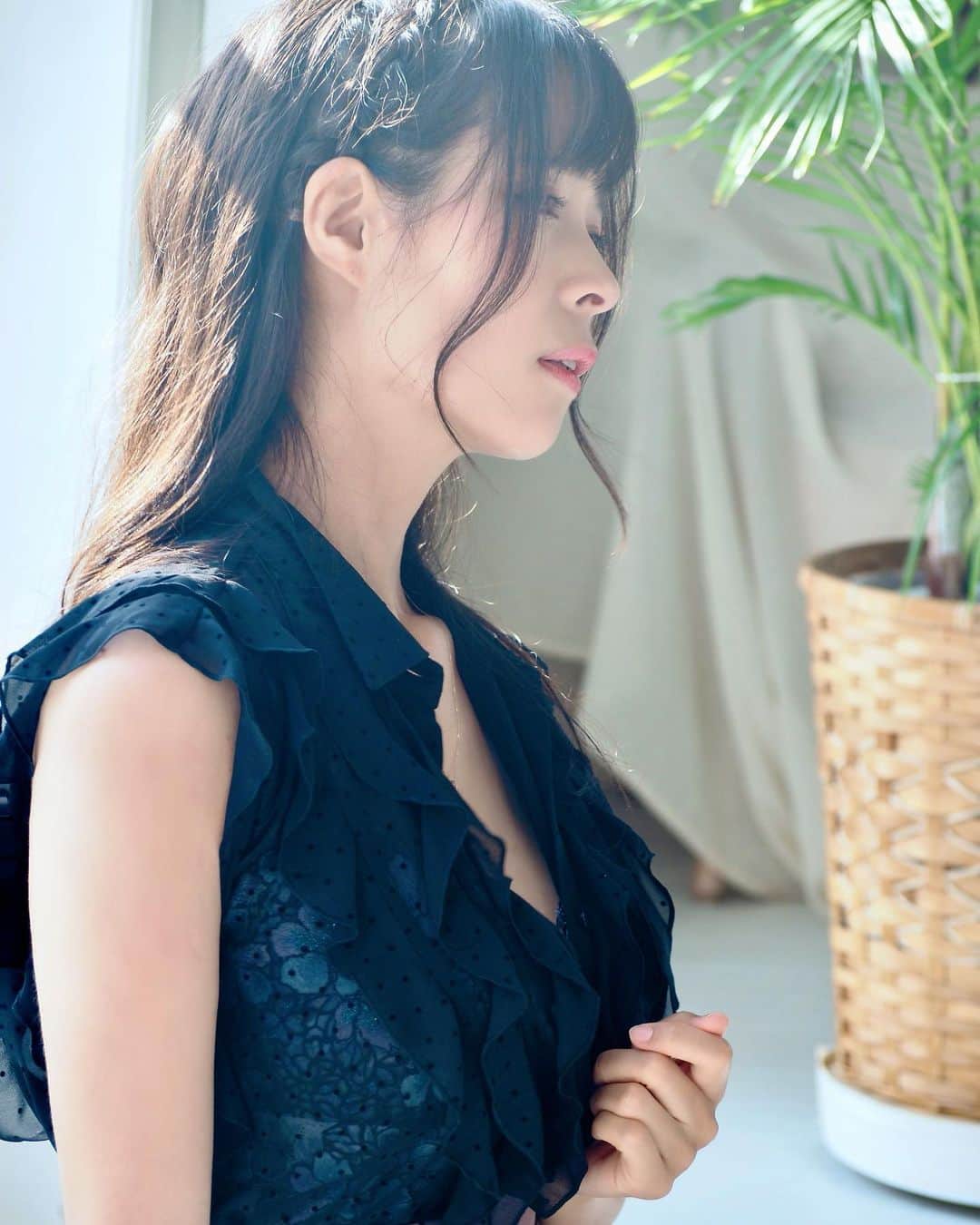 真木今日子さんのインスタグラム写真 - (真木今日子Instagram)「先日のシャングリラス撮影会 @shangrilas_photo お写真データその②✨️🫶   #ポートレート」9月21日 0時08分 - maki_kyouko