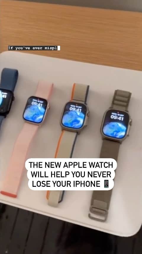 Cosmopolitanのインスタグラム：「Raise your hand if you’ve ever misplaced/lost/accidentally left your iPhone… 🙋‍♀️ This new Apple Watch feature is making it less embarrassing the next time that happens to you!」