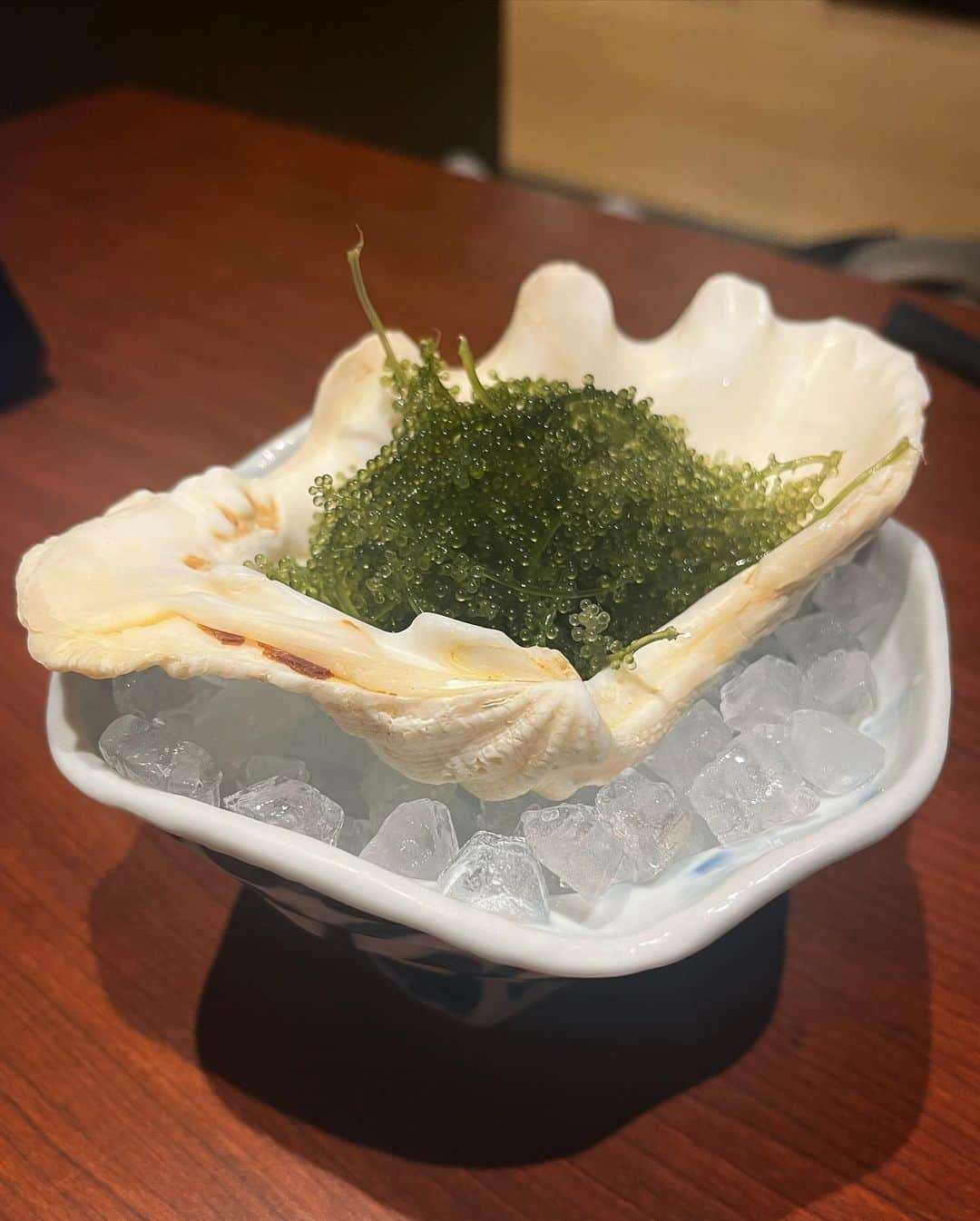 村元哉中さんのインスタグラム写真 - (村元哉中Instagram)「宮古島の旅🪸🩵 Part 2 Good food Good mood 😋 ⠀⠀⠀⠀⠀⠀⠀⠀ #Miyakojima #foodstagram #foodlover #島cafe #宮古はちみつ #水晶鍋 #アーサ #カーキダコ丼 #釜焼き野菜 #ゴーヤ #gelato」9月21日 0時30分 - k.a.n.a.m.u.r.a