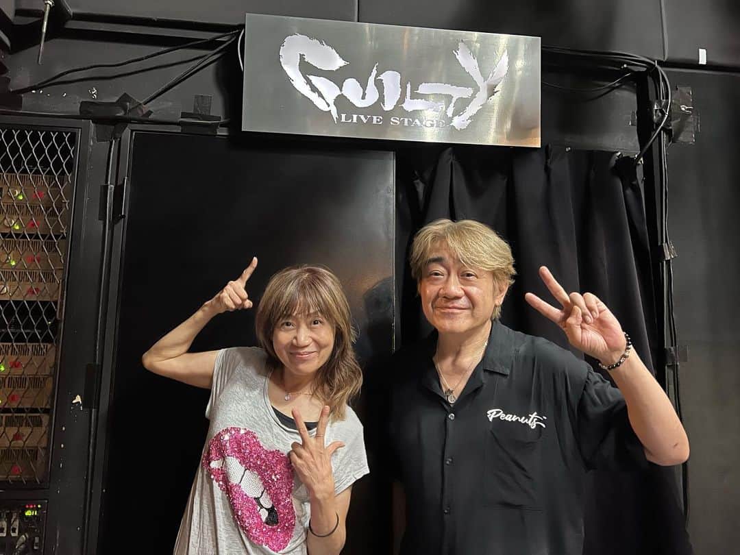 田村直美のインスタグラム：「村民集会@渋谷GUILTY レインボータウンFMエモーショナルビート 「スキナニ」番組4周年突入記念ライブ  ウクレレとギターのハイブリット改めハイバードライブ🤣わたし達は目一杯楽しんじゃいました　みんなはどうだったかな  このライブ9/30(土)のスキナニでOnair よしおさんとたむらで進行します😆 忘れず聞いてね❣️」