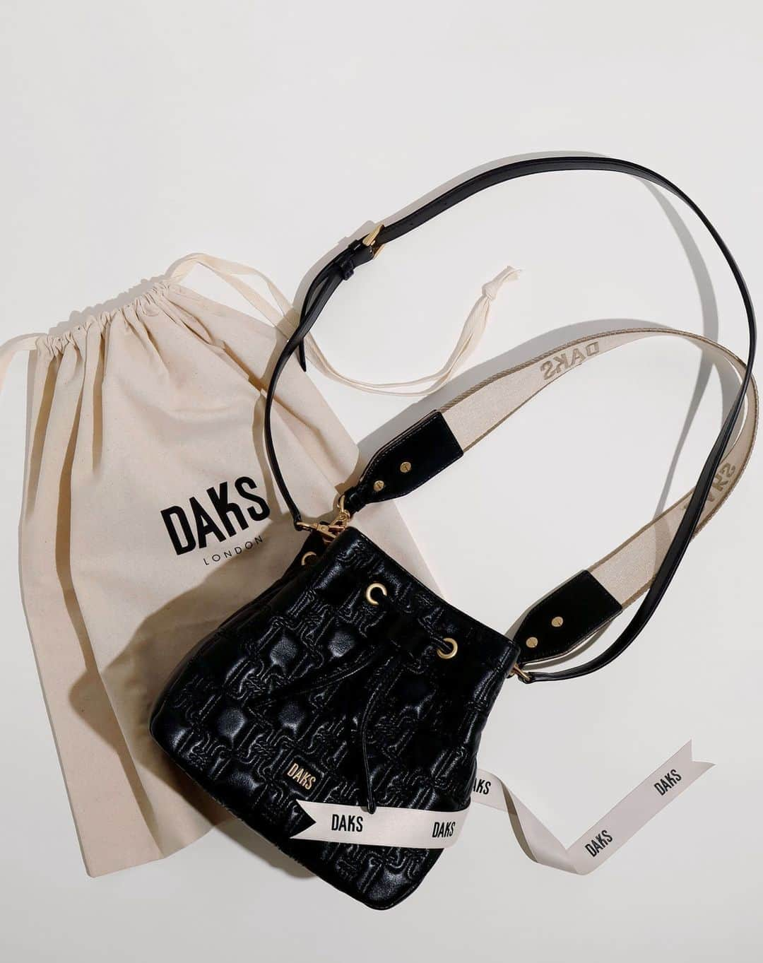 DAKS Koreaのインスタグラム